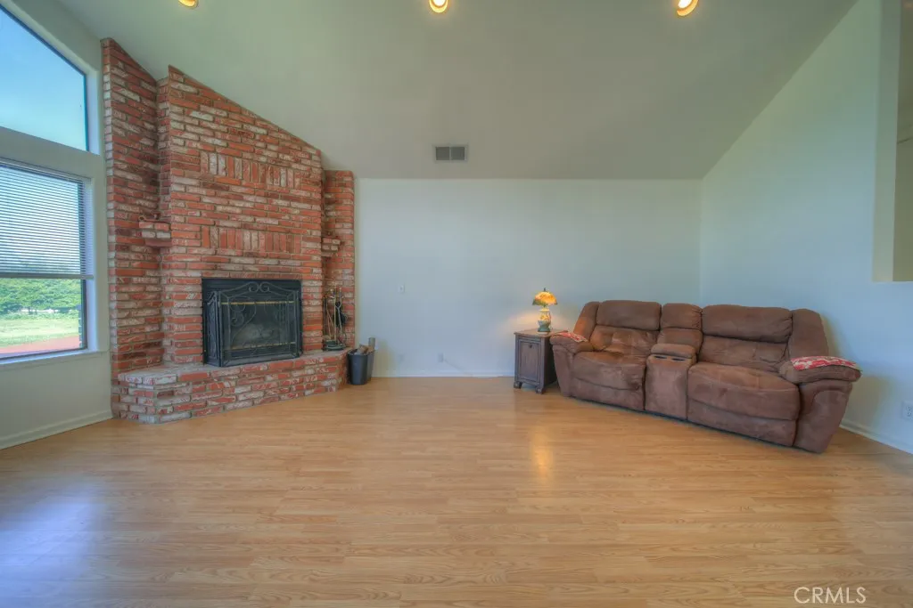 49525 Mescalero Court