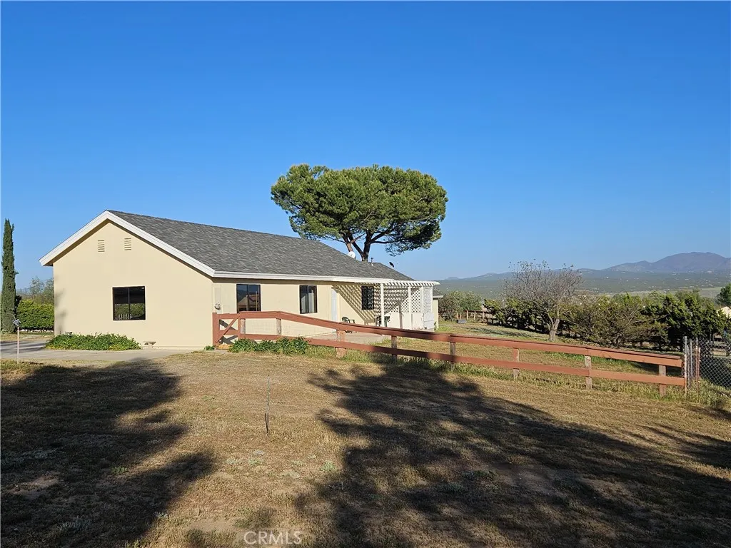 49525 Mescalero Court