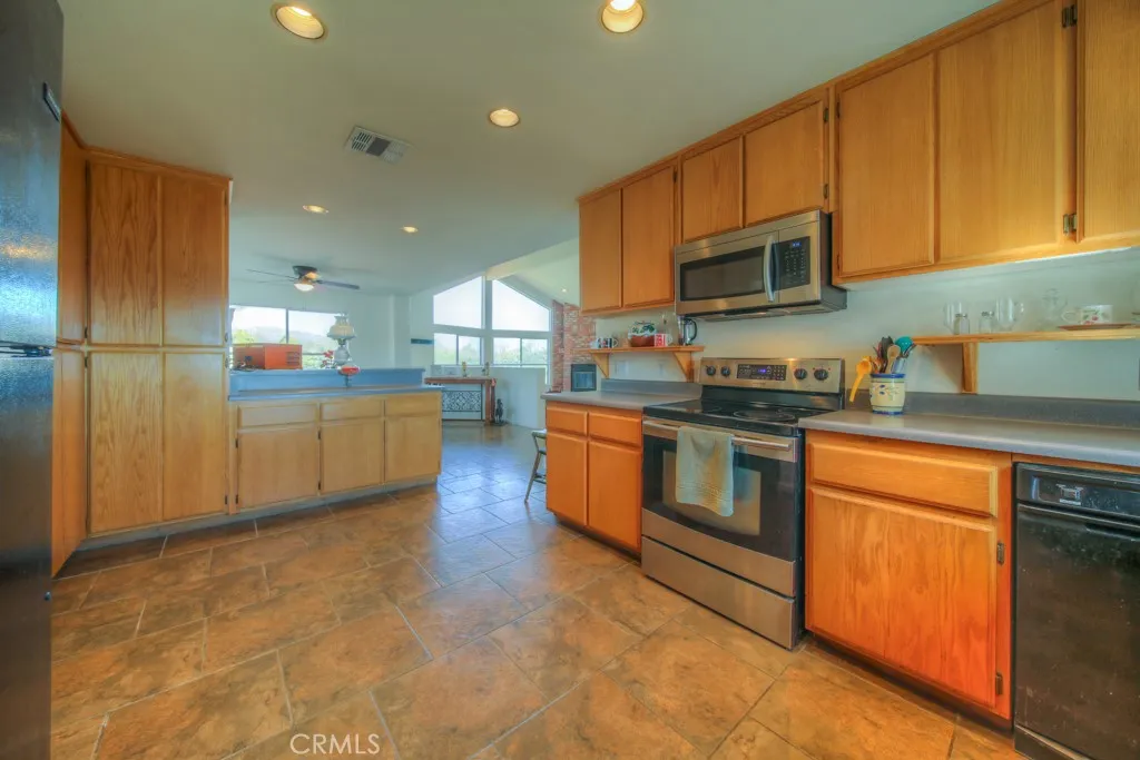 49525 Mescalero Court