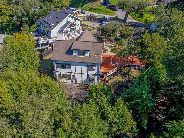 20795 Locust DR