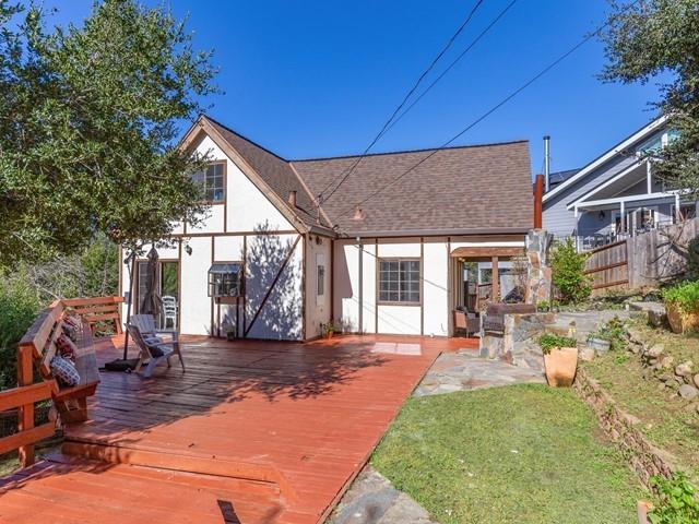 20795 Locust DR