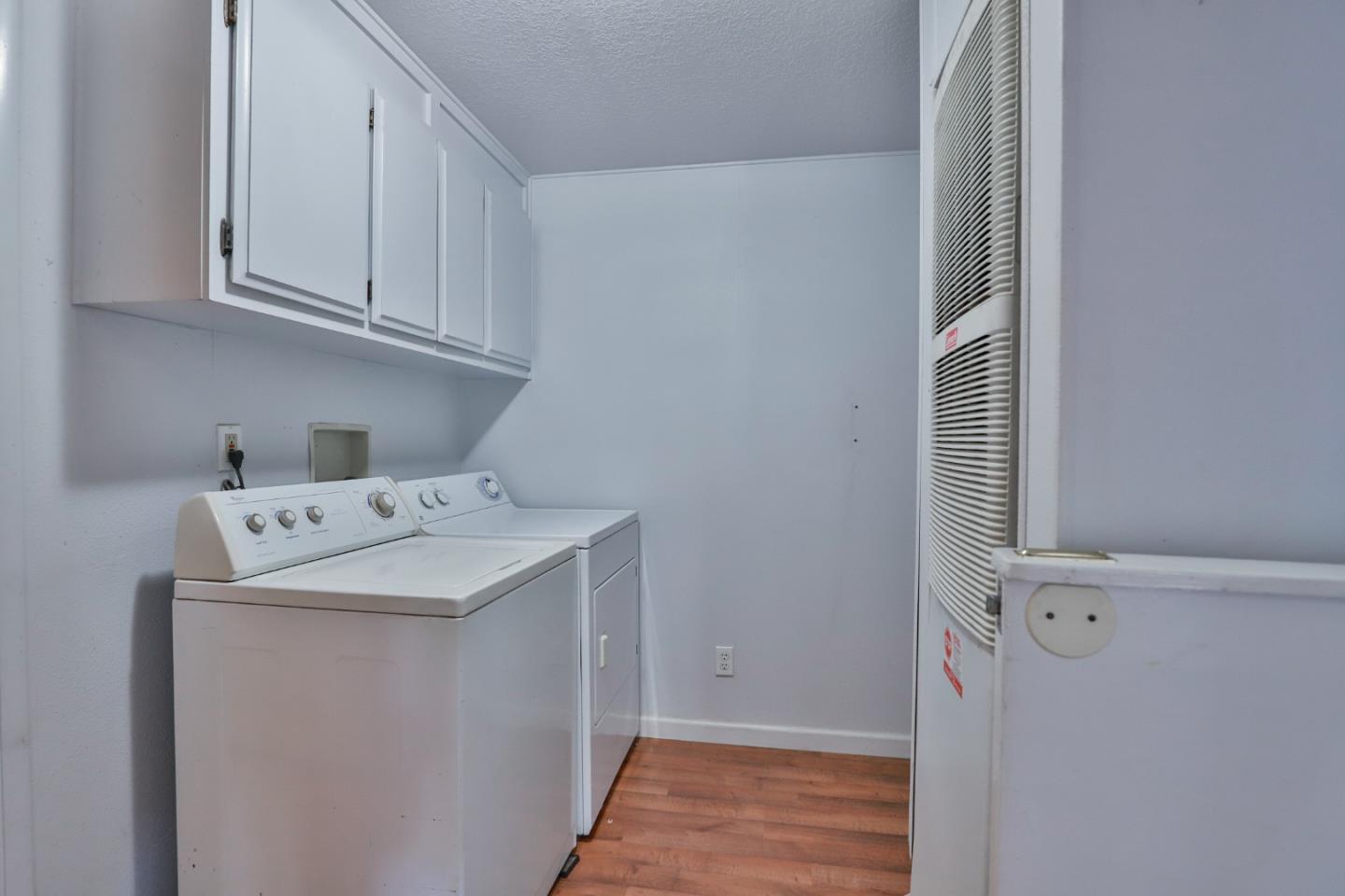 4785 Meadowview Acres CT