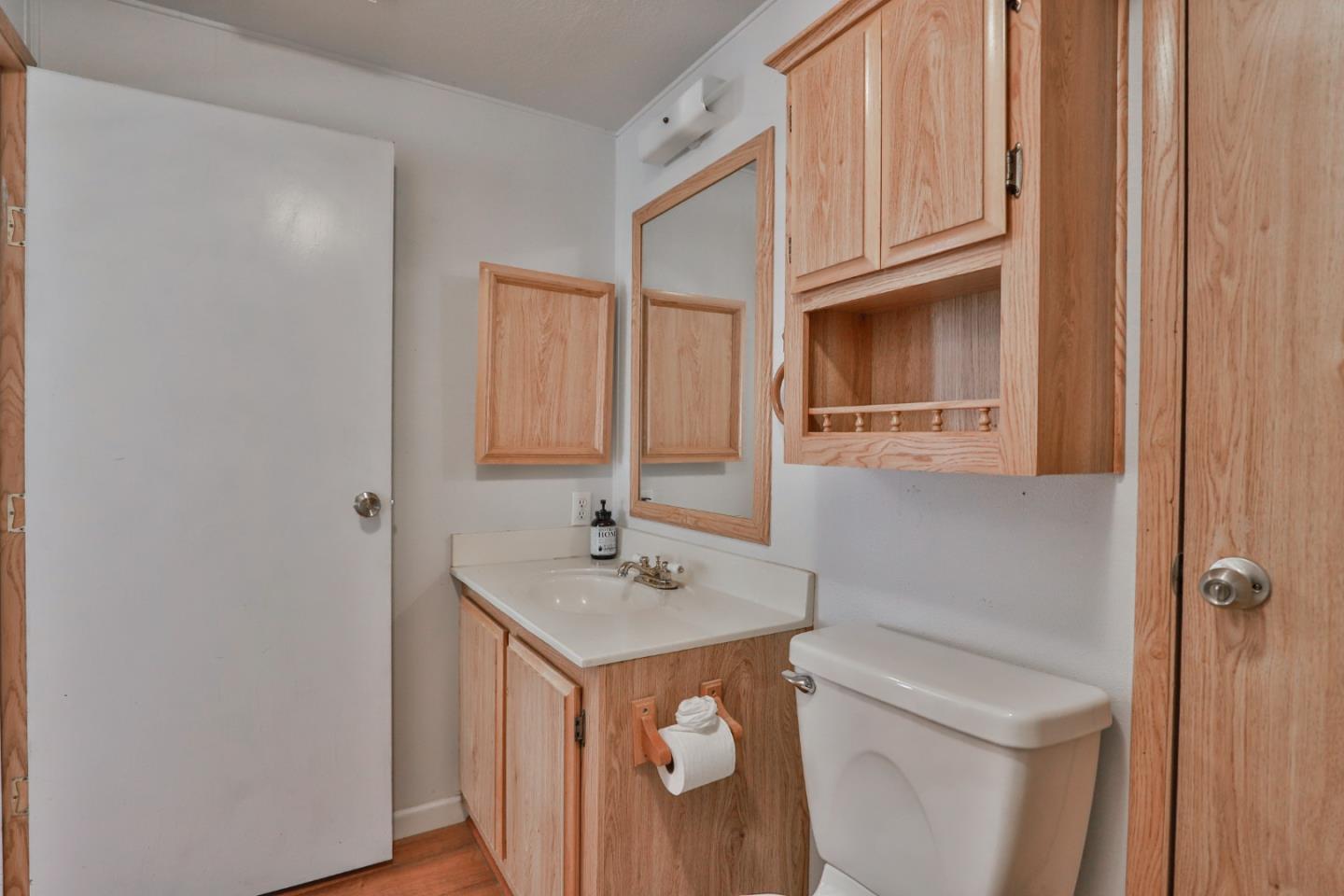 4785 Meadowview Acres CT