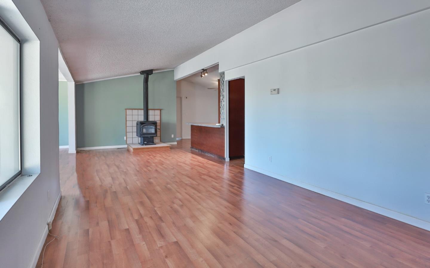 4785 Meadowview Acres CT