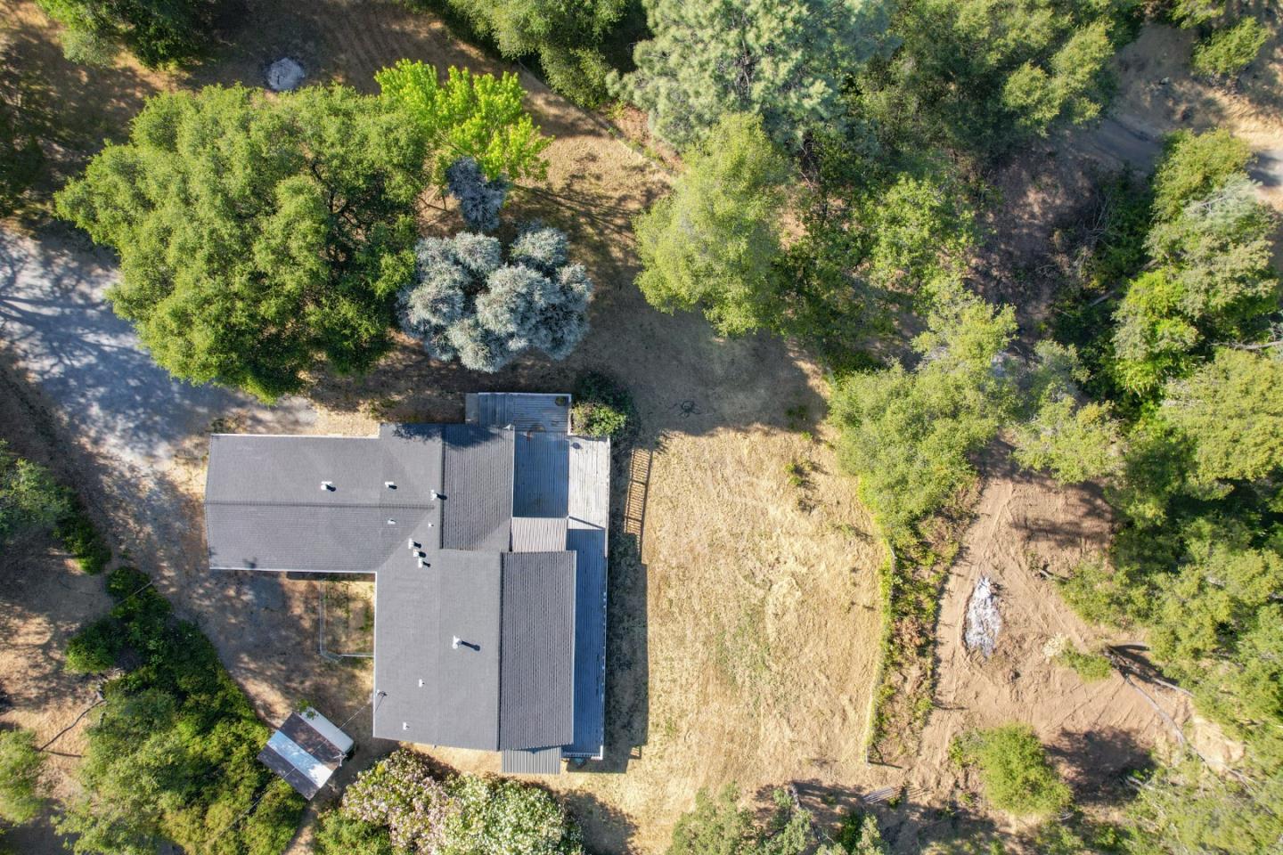 4785 Meadowview Acres CT