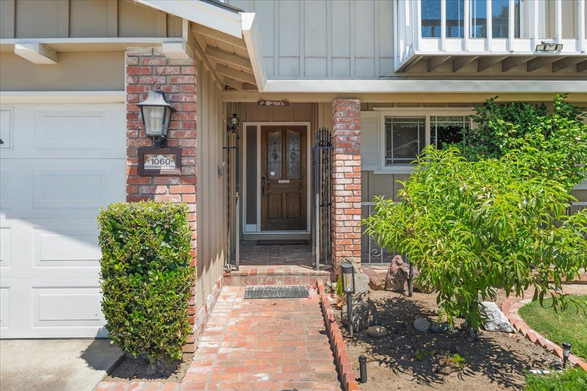 1060 Rickenbacker ST