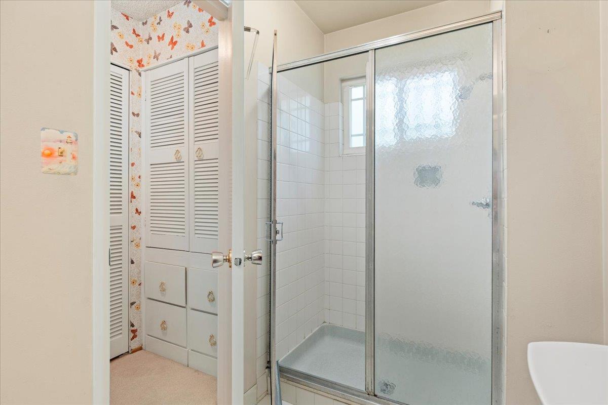 1060 Rickenbacker ST