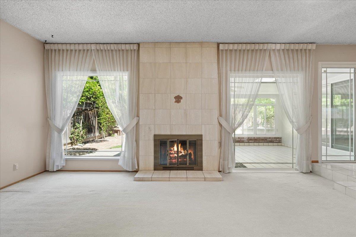 1060 Rickenbacker ST