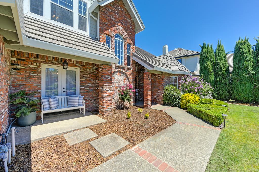 200 Lost Creek DR