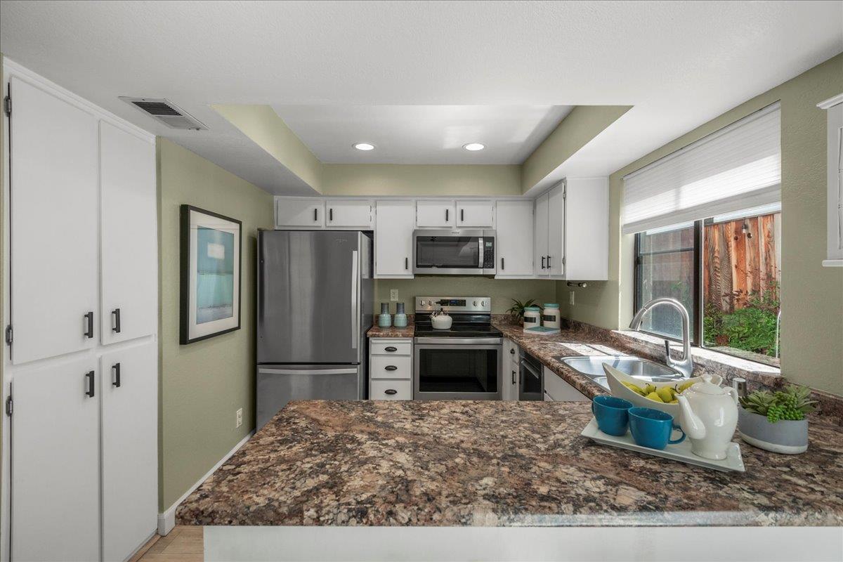 478 N Winchester BLVD 7