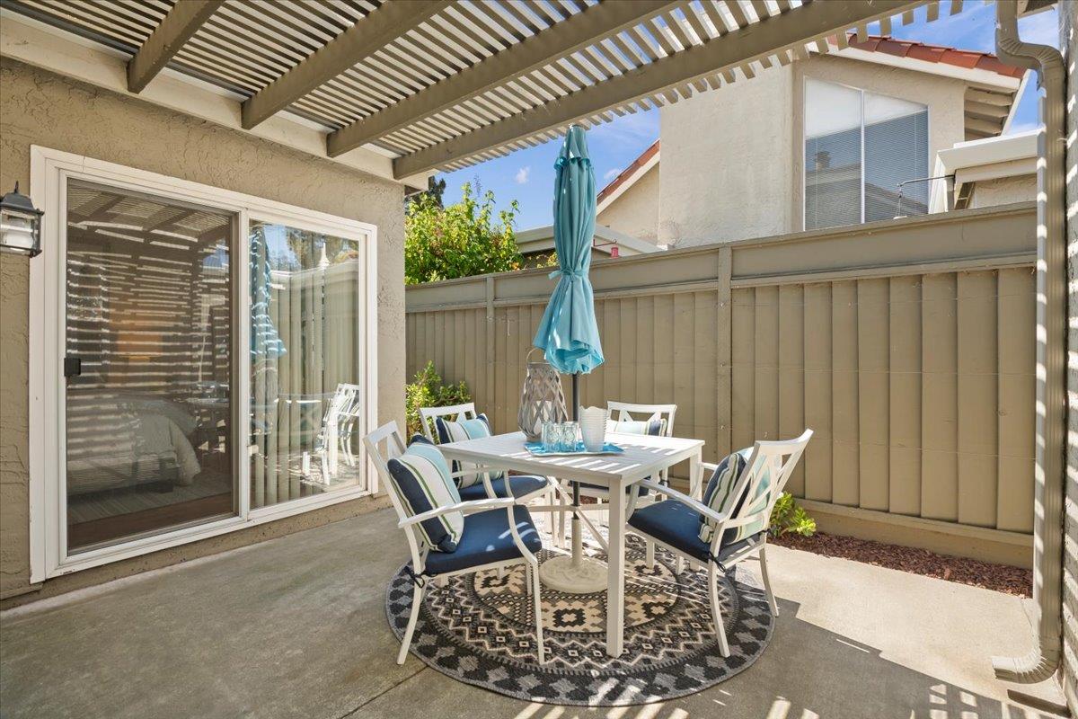 5633 Strawflower Lane