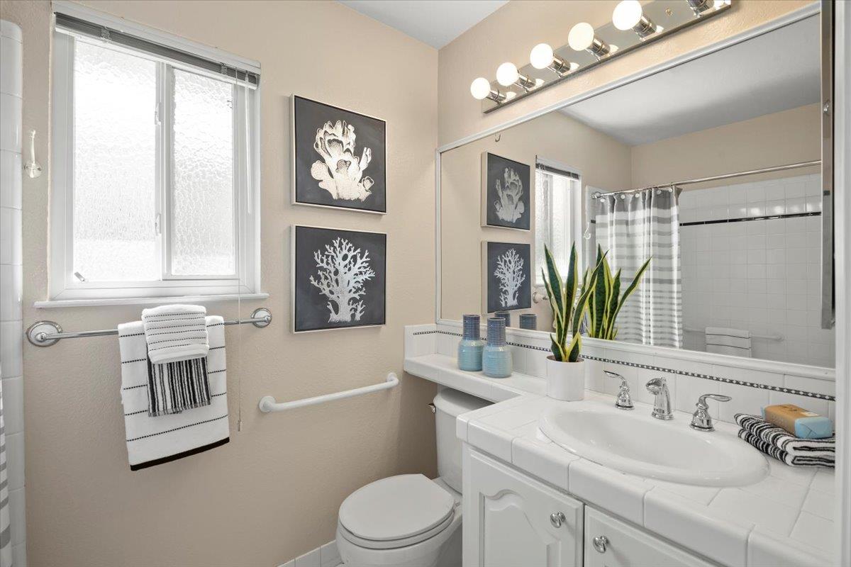 5633 Strawflower Lane