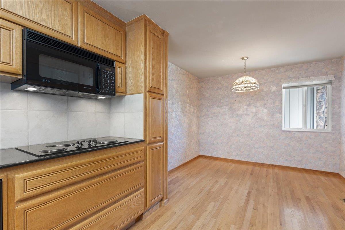 2638 Park Wilshire Drive