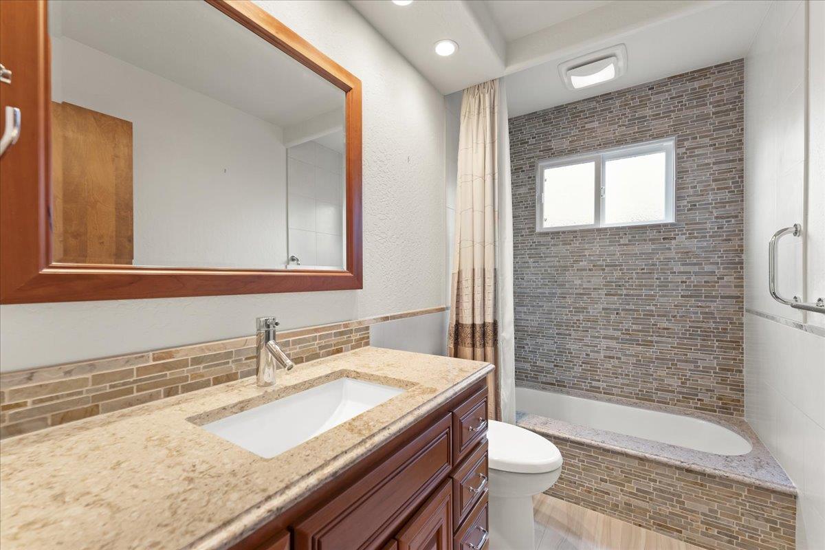 2638 Park Wilshire Drive