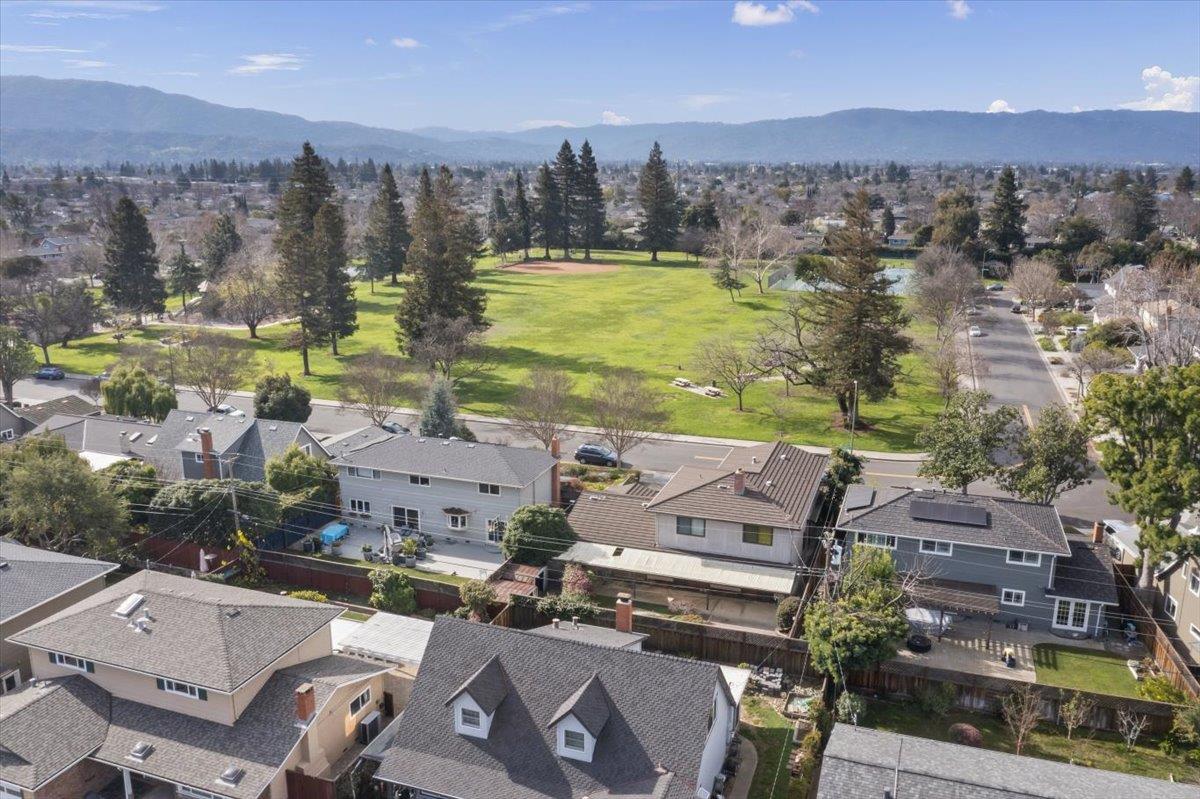 2638 Park Wilshire Drive