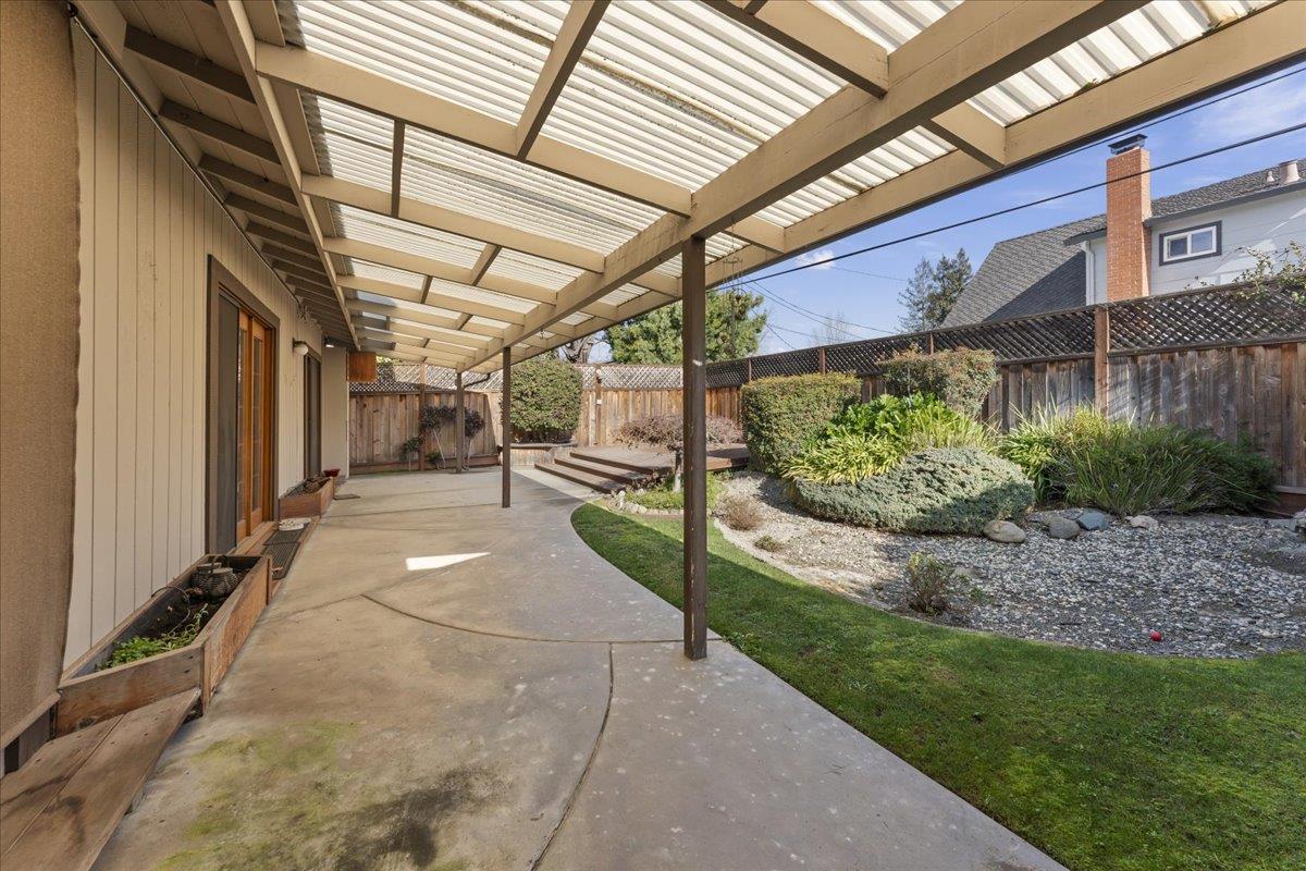 2638 Park Wilshire Drive