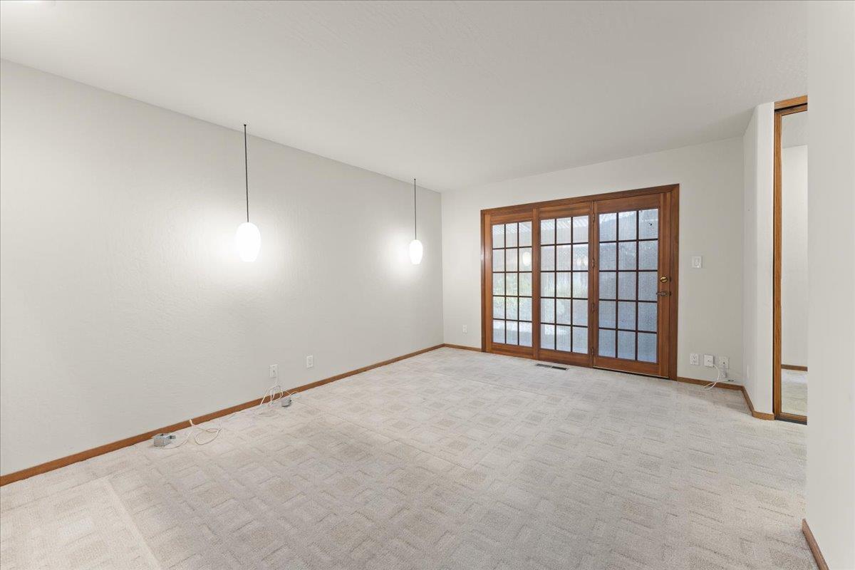 2638 Park Wilshire Drive