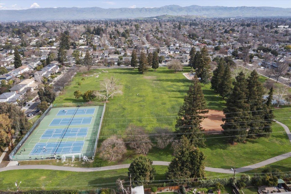 2638 Park Wilshire Drive