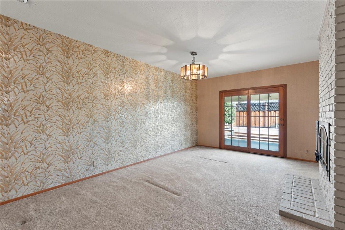 2638 Park Wilshire Drive