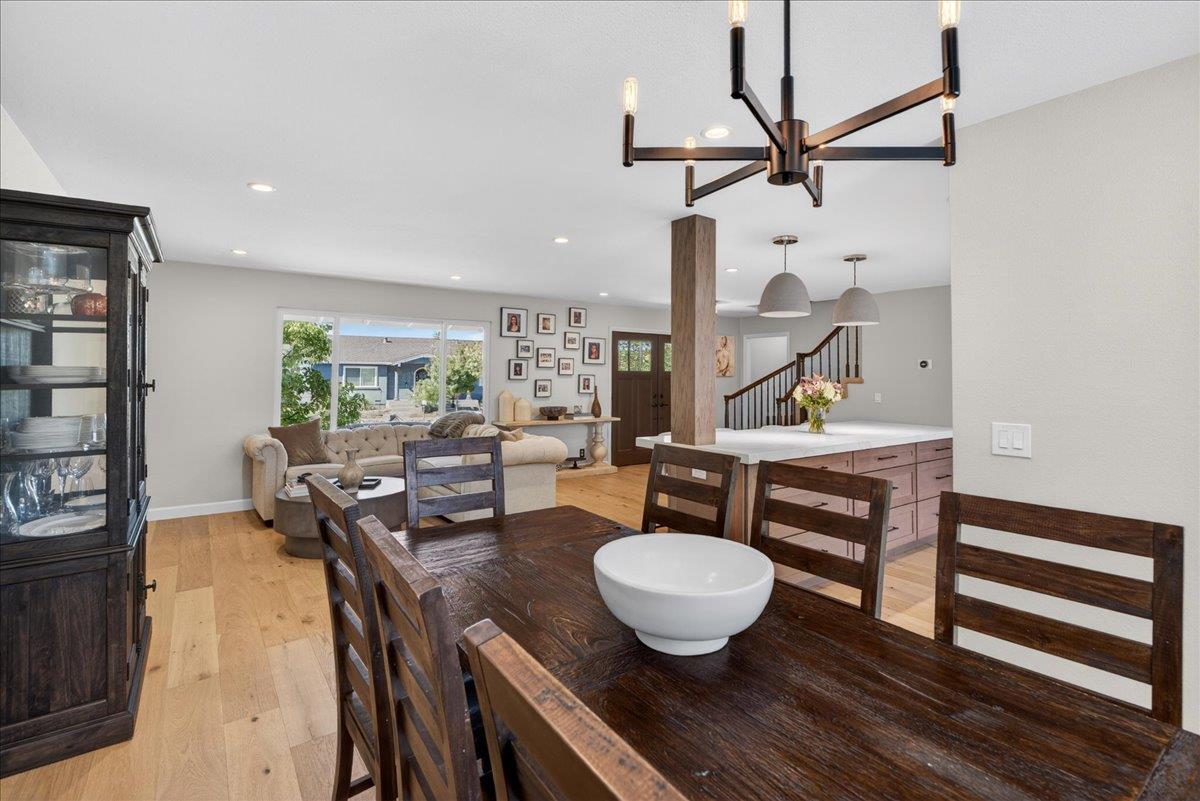670 Roble Drive