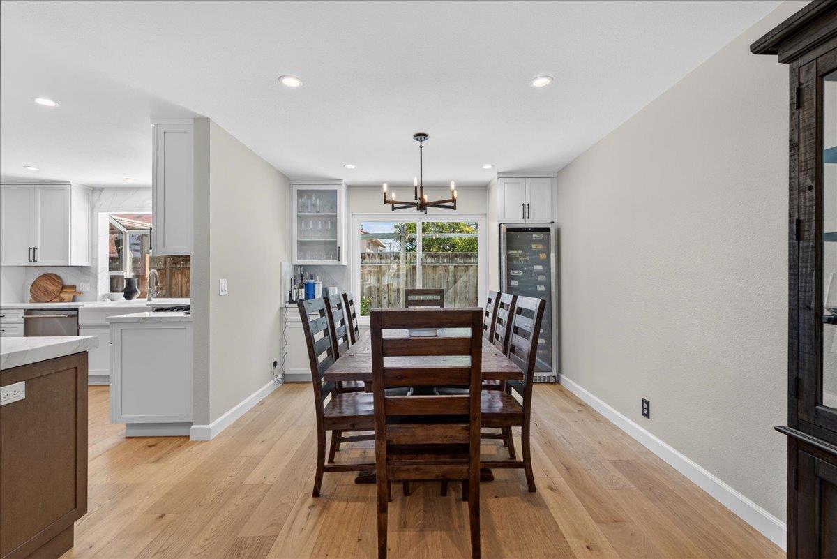 670 Roble Drive