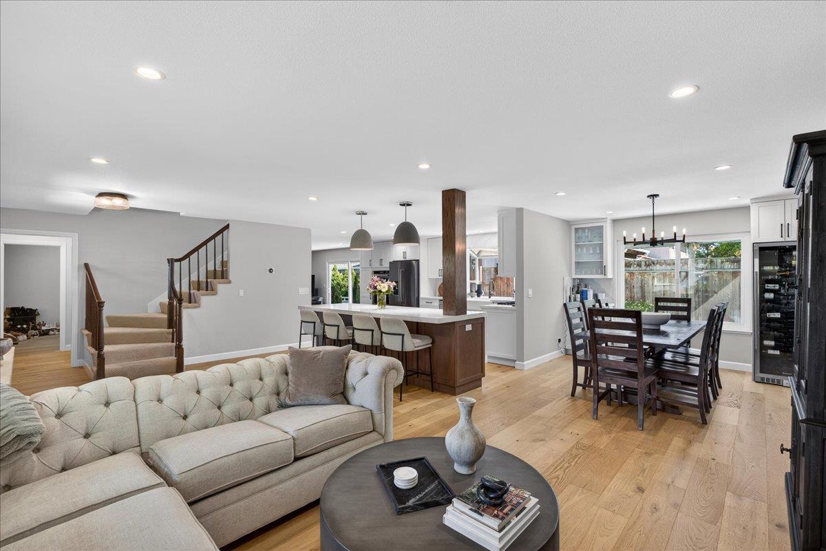 670 Roble Drive
