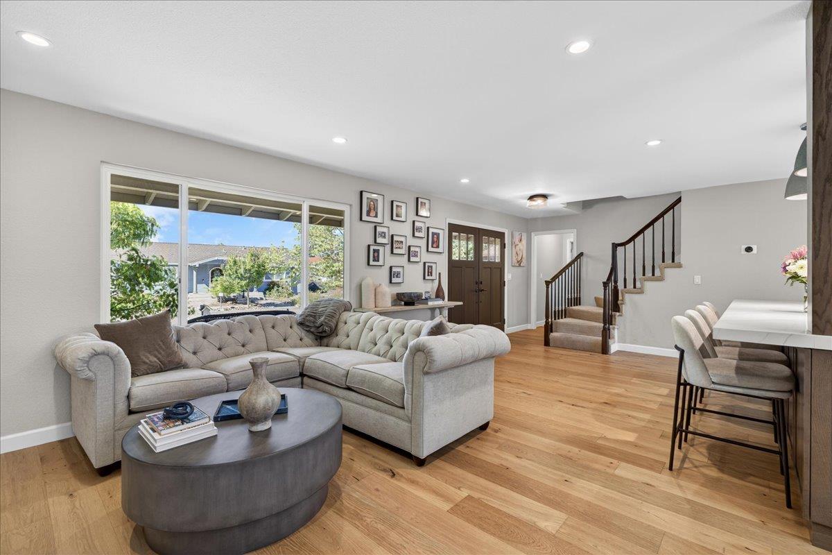 670 Roble Drive