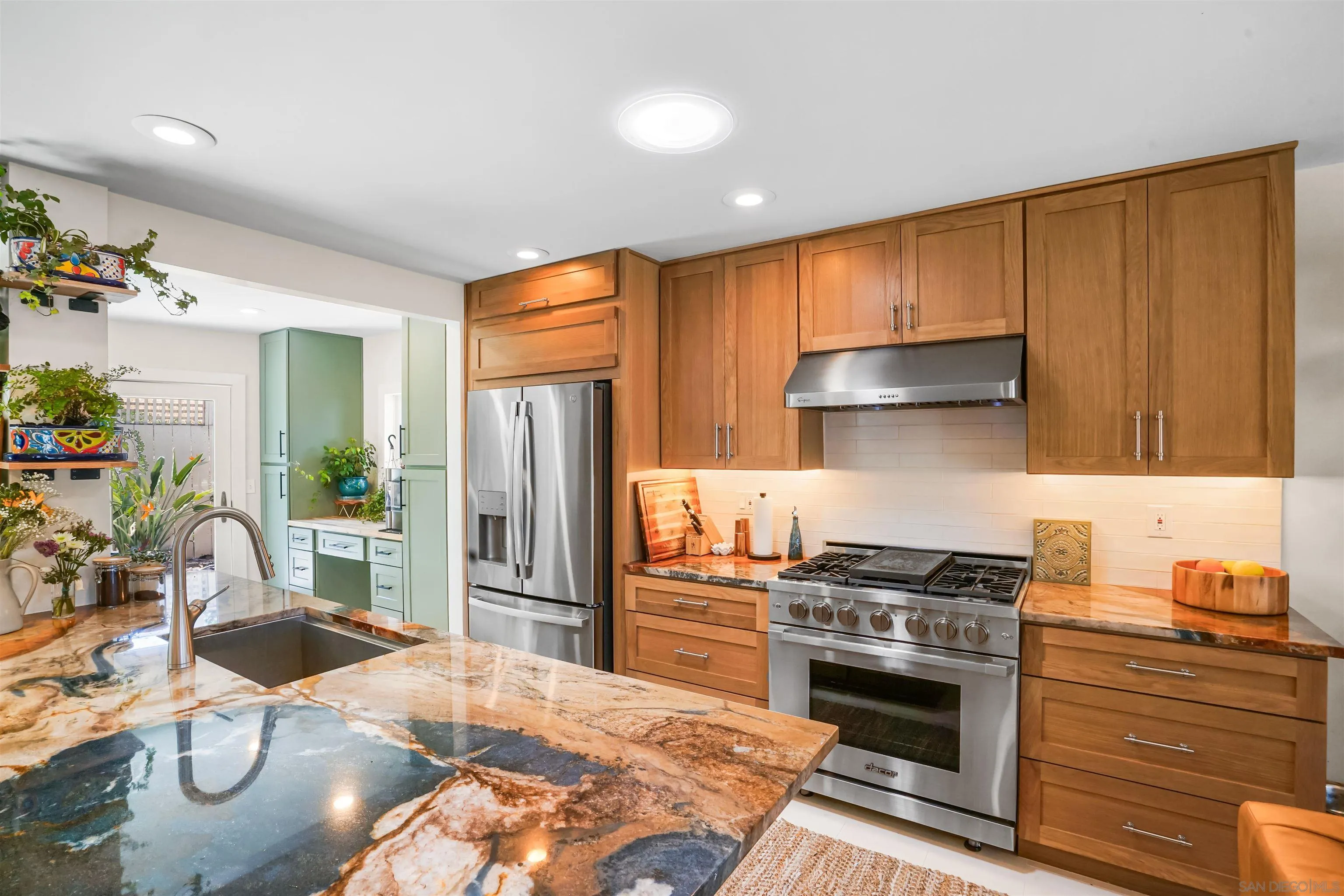 13025 Earlgate Court