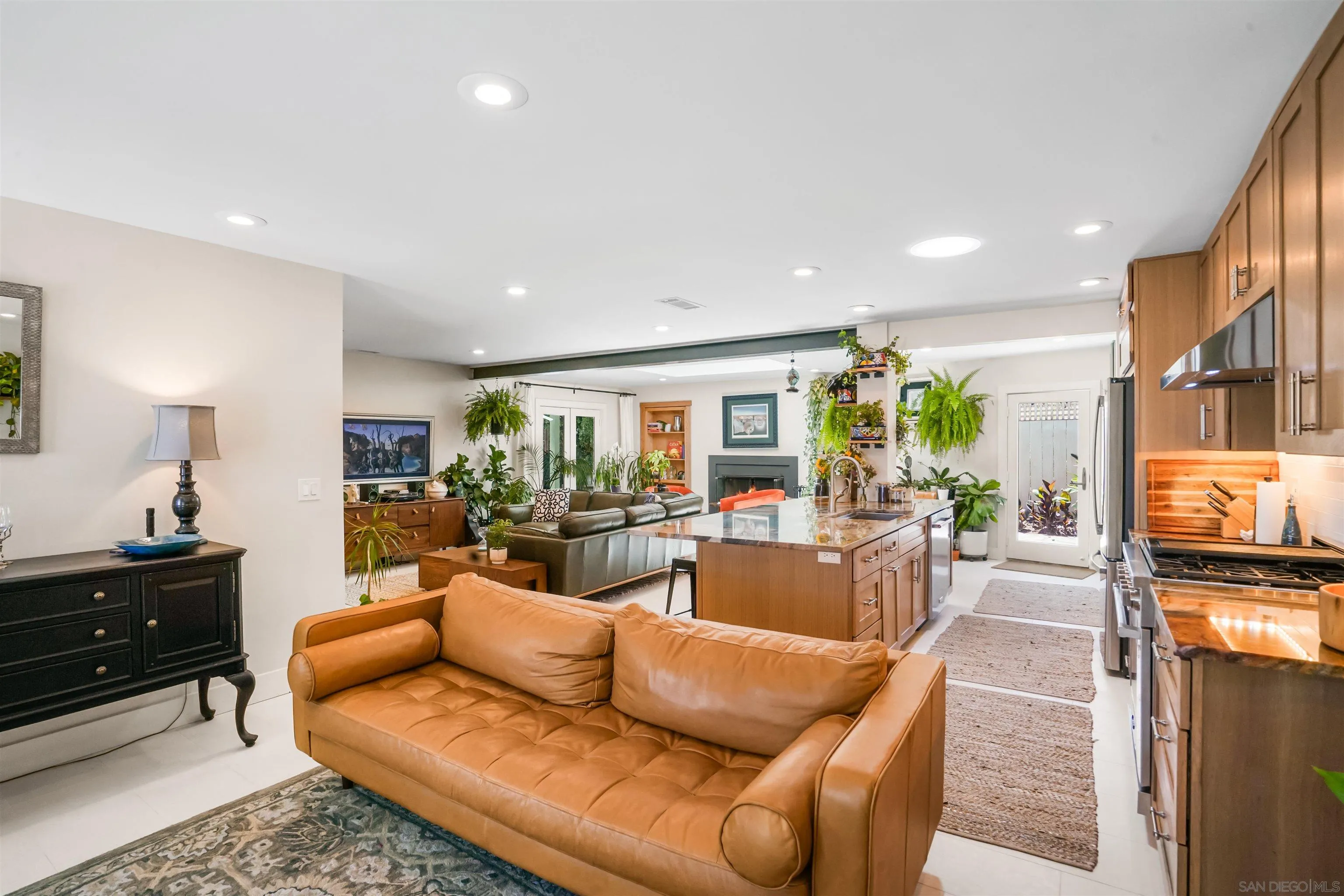 13025 Earlgate Court