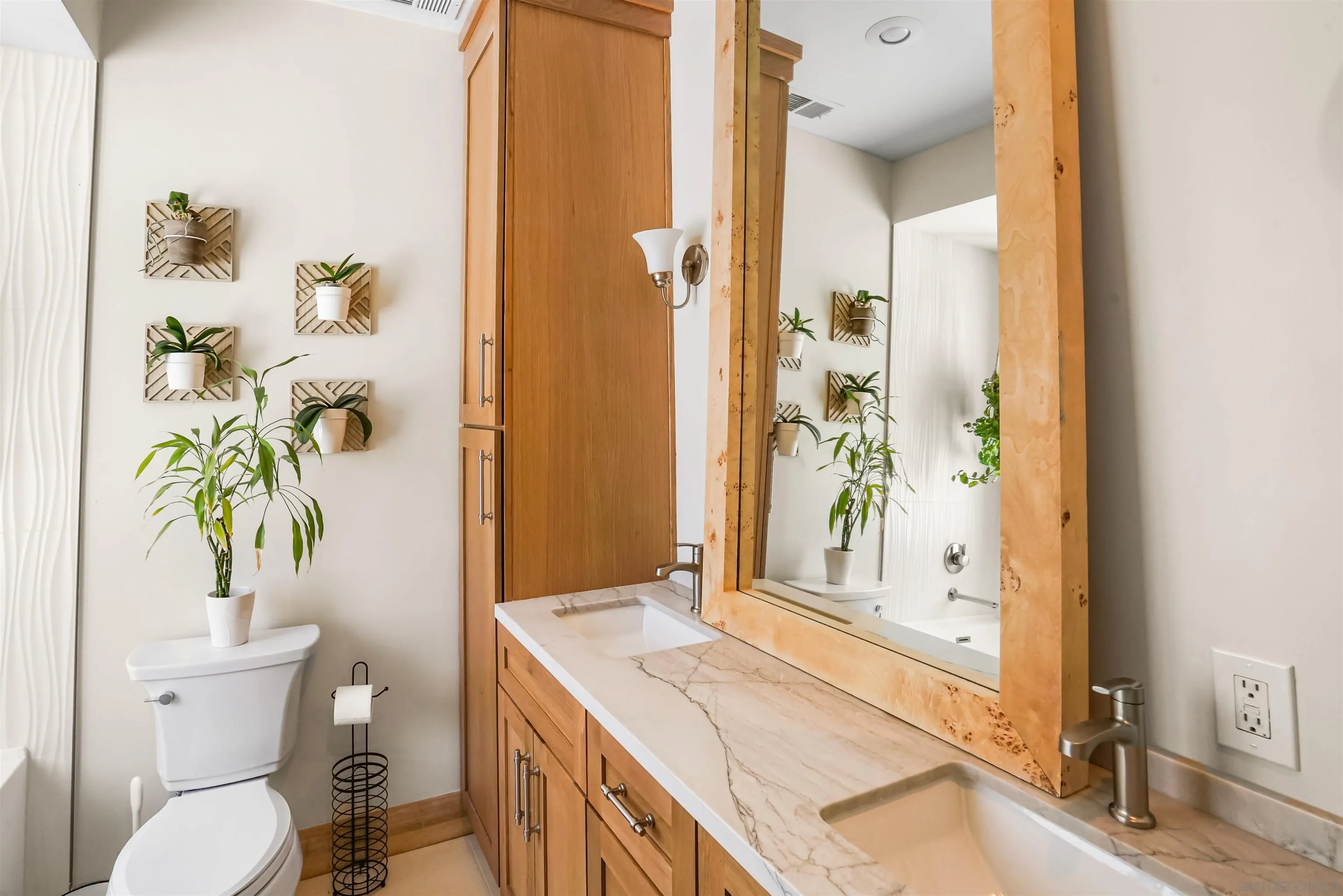 13025 Earlgate Court