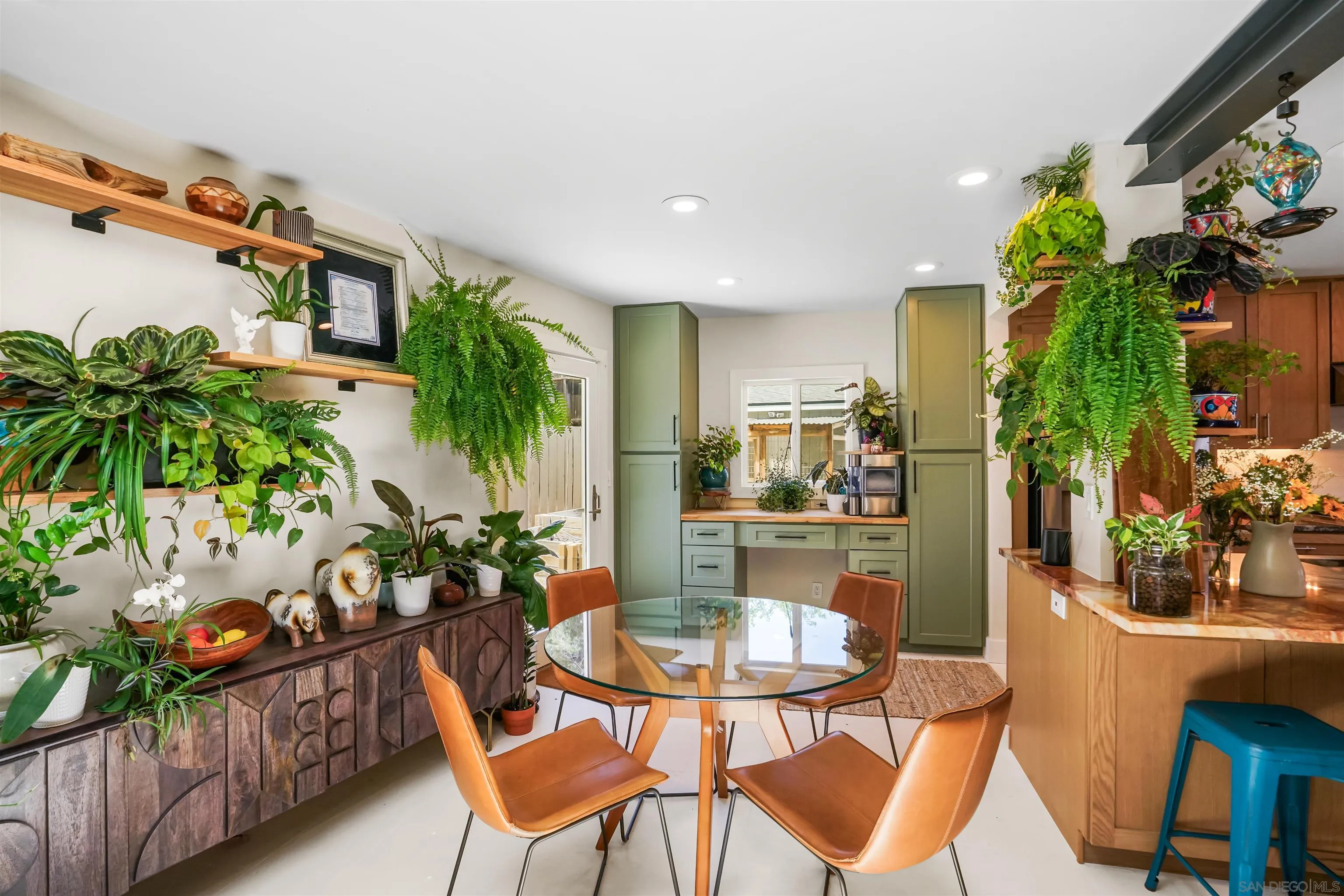 13025 Earlgate Court