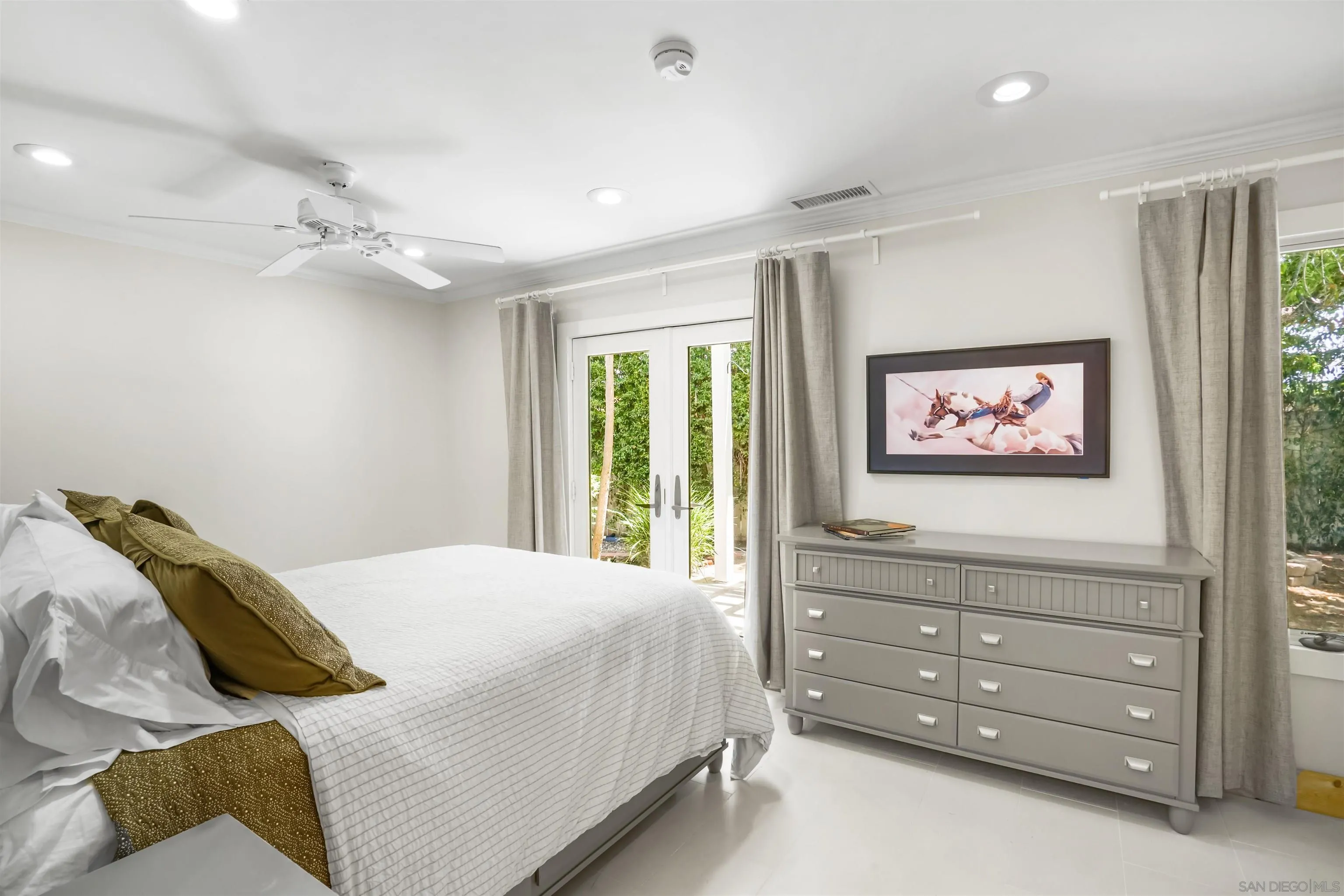 13025 Earlgate Court