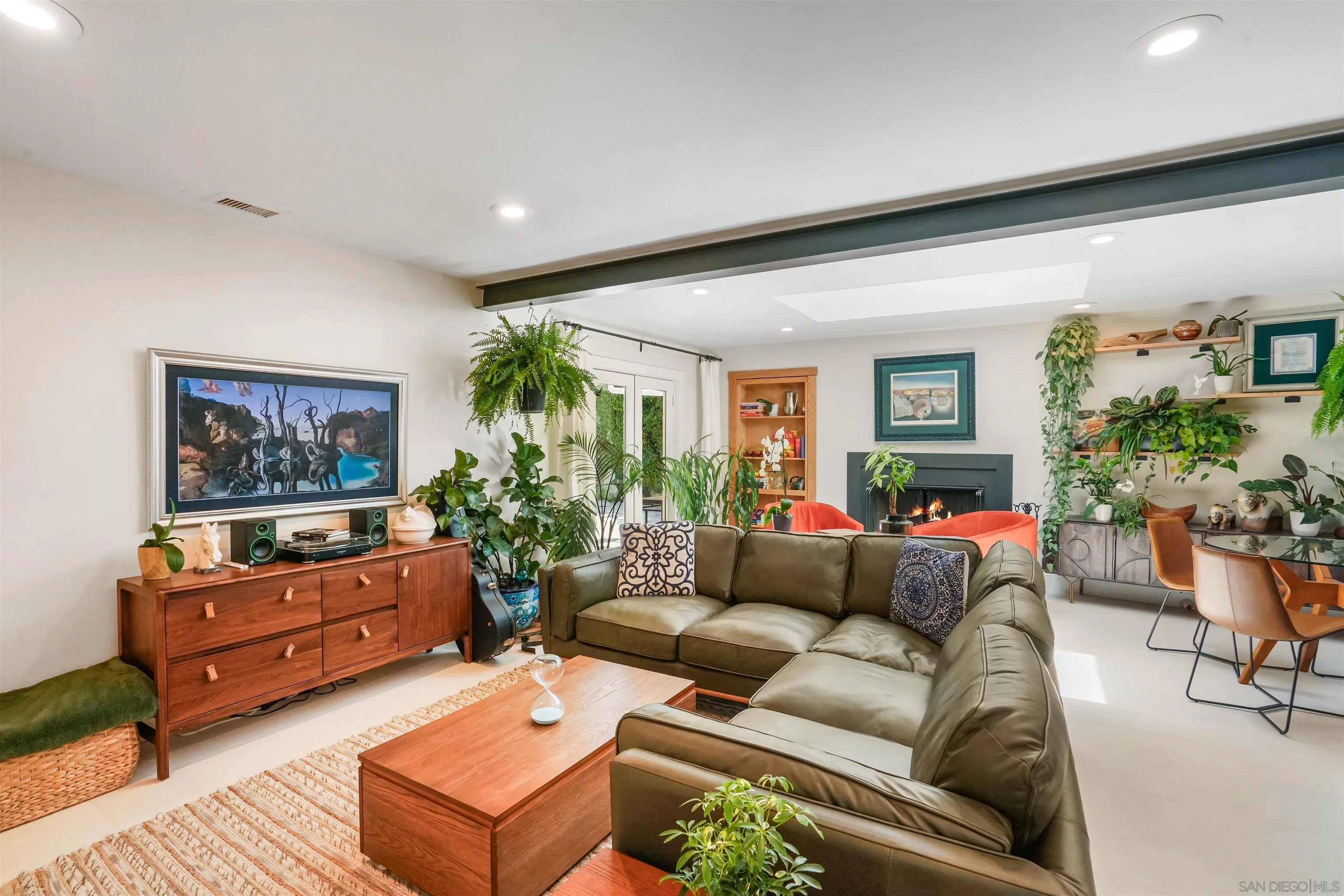 13025 Earlgate Court