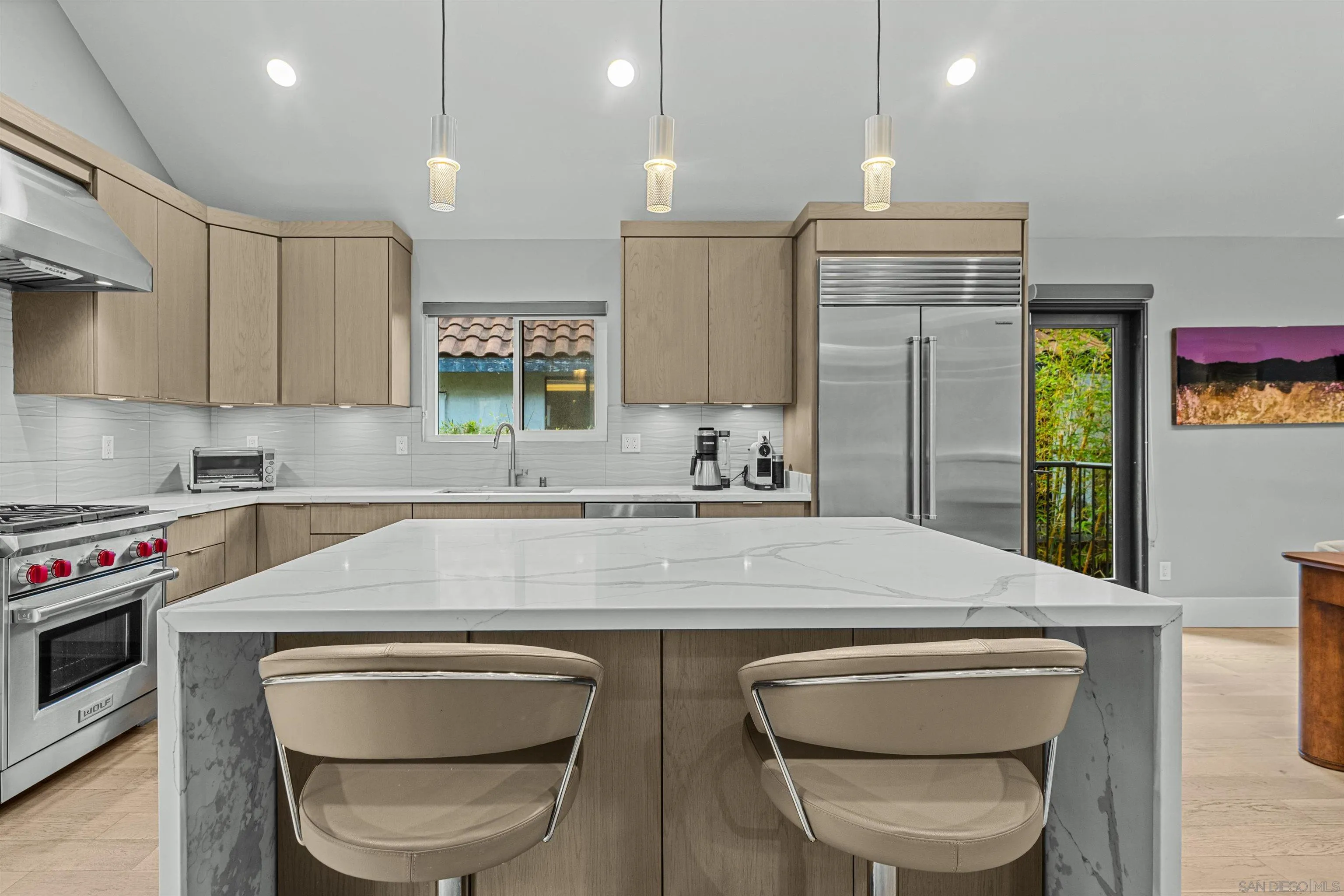 2821 Forestview