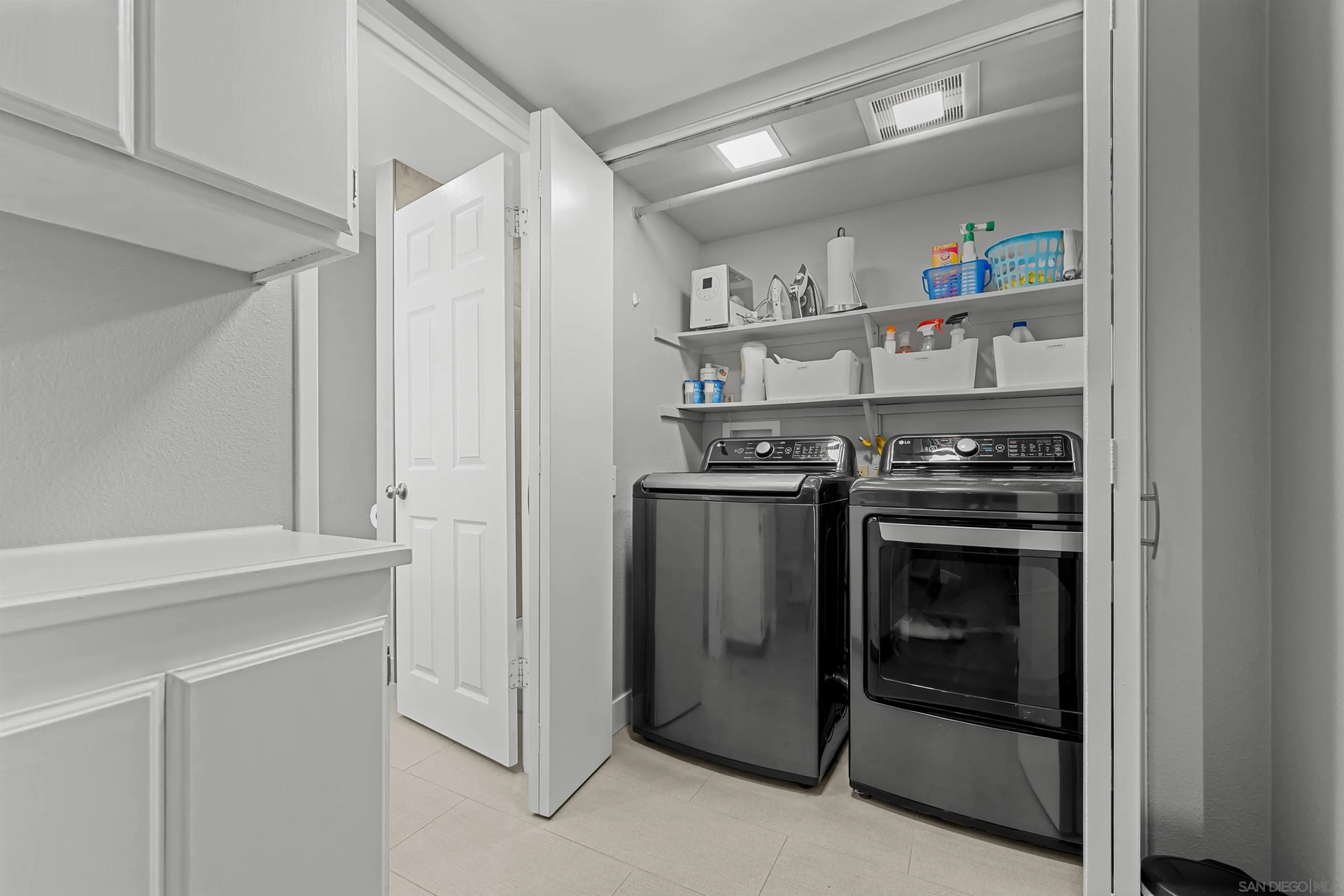 2821 Forestview