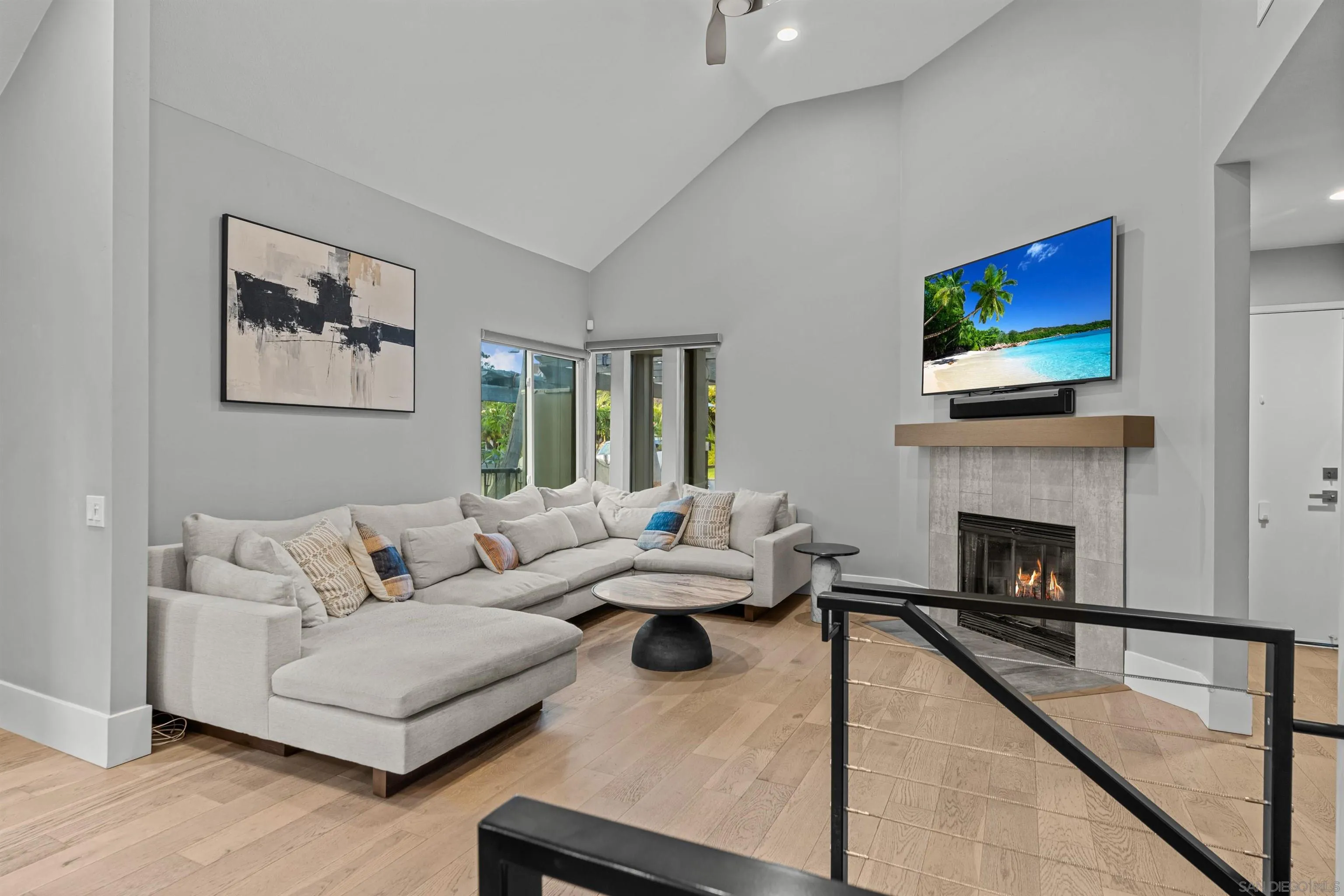 2821 Forestview