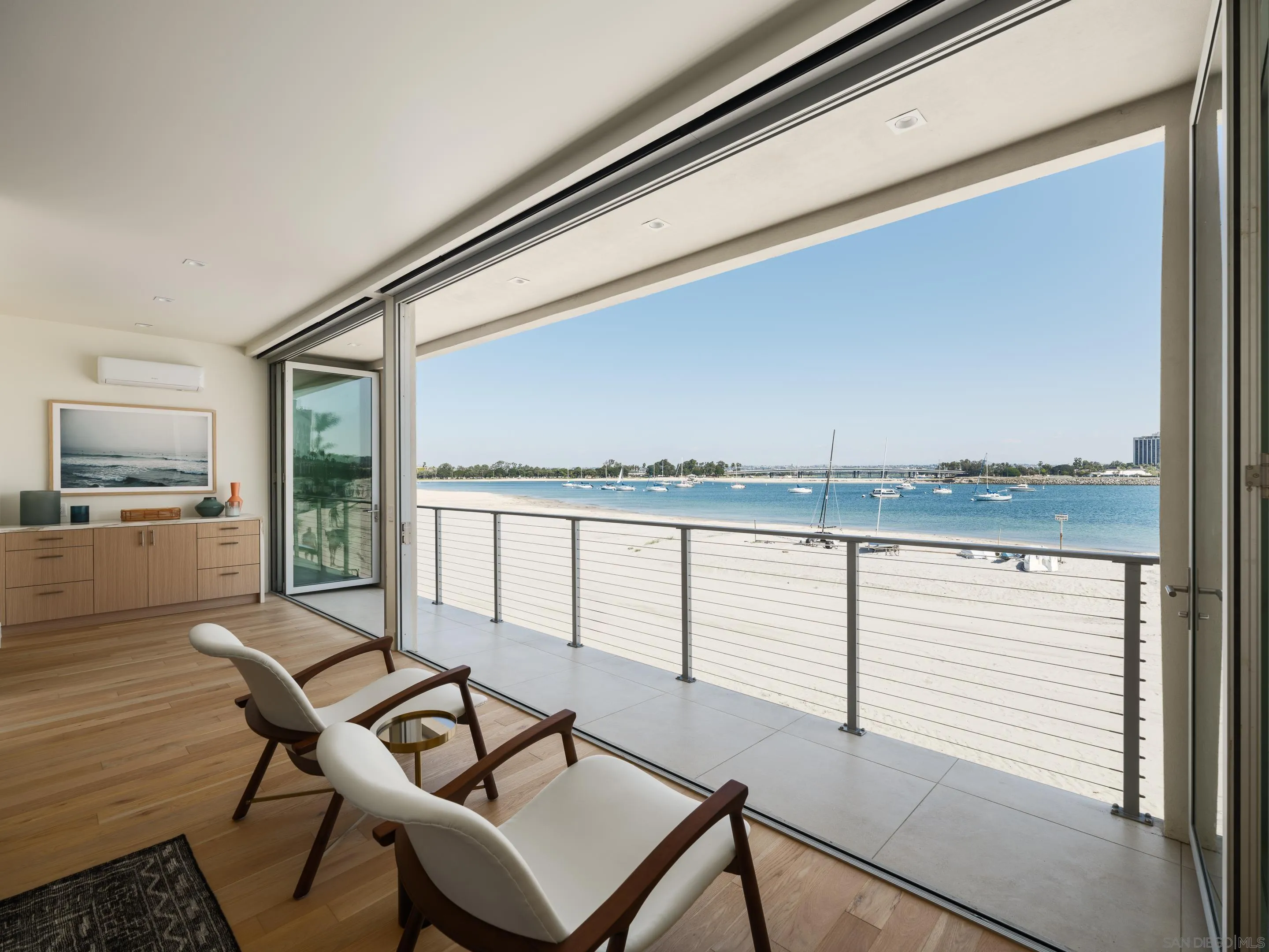 2841 Bayside Walk