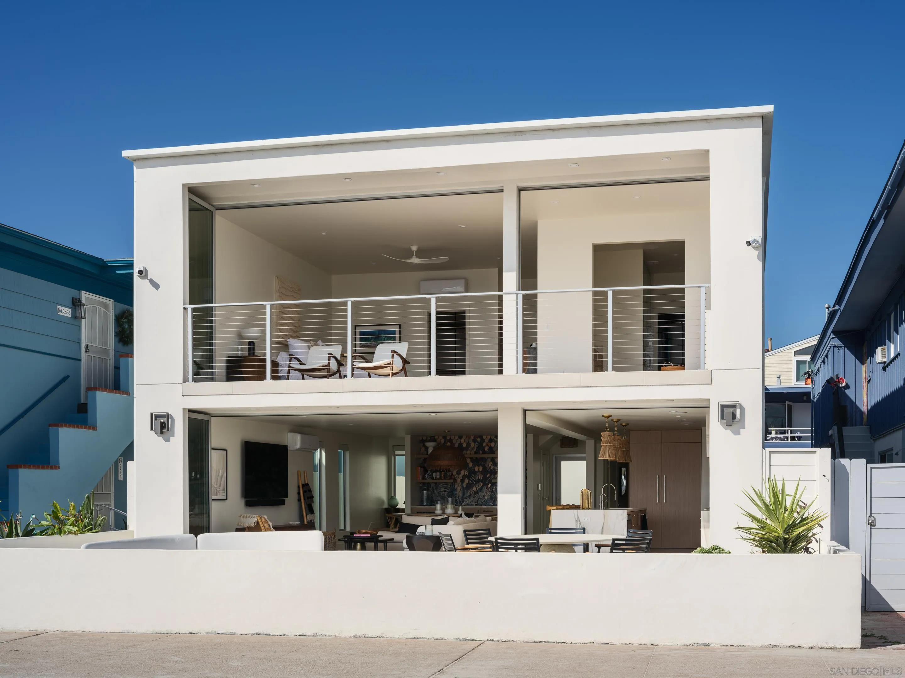 2841 Bayside Walk