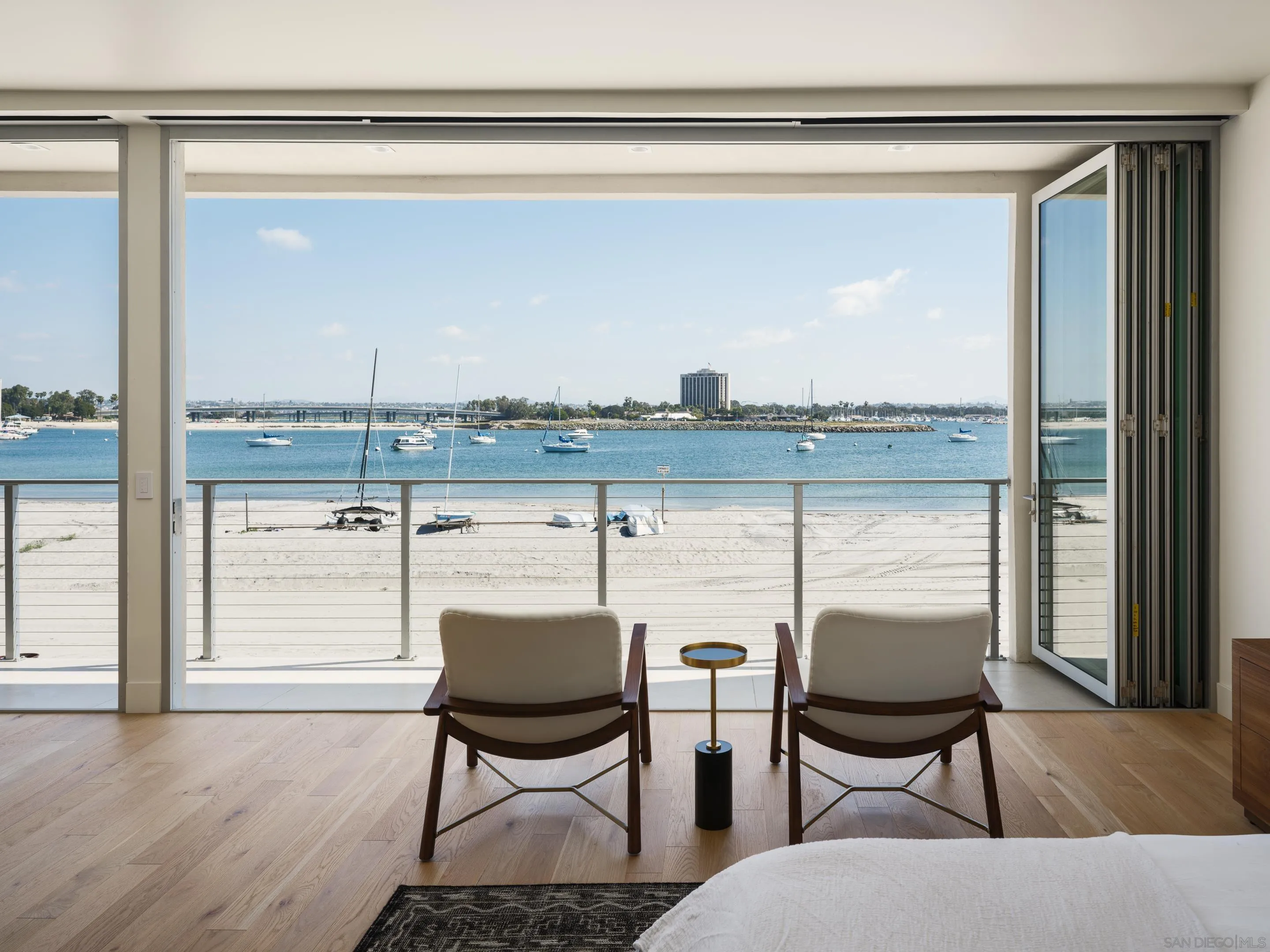 2841 Bayside Walk