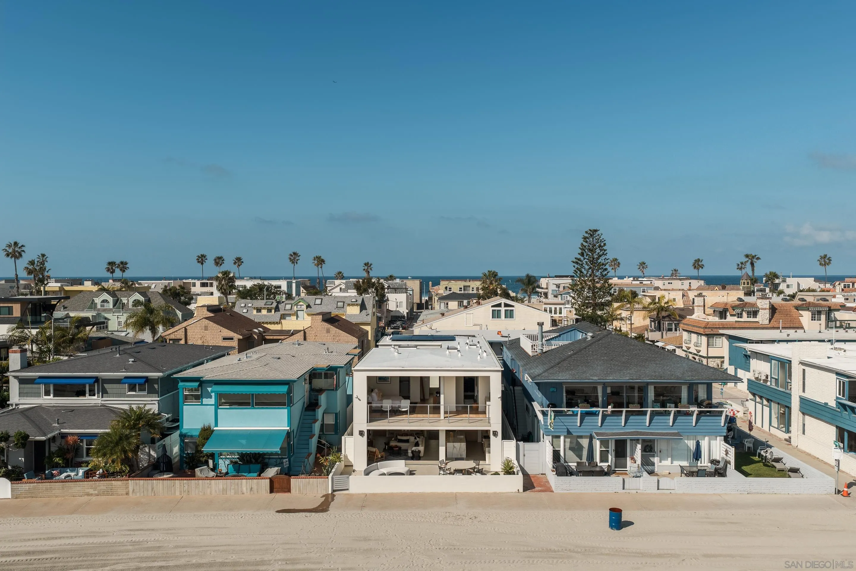 2841 Bayside Walk