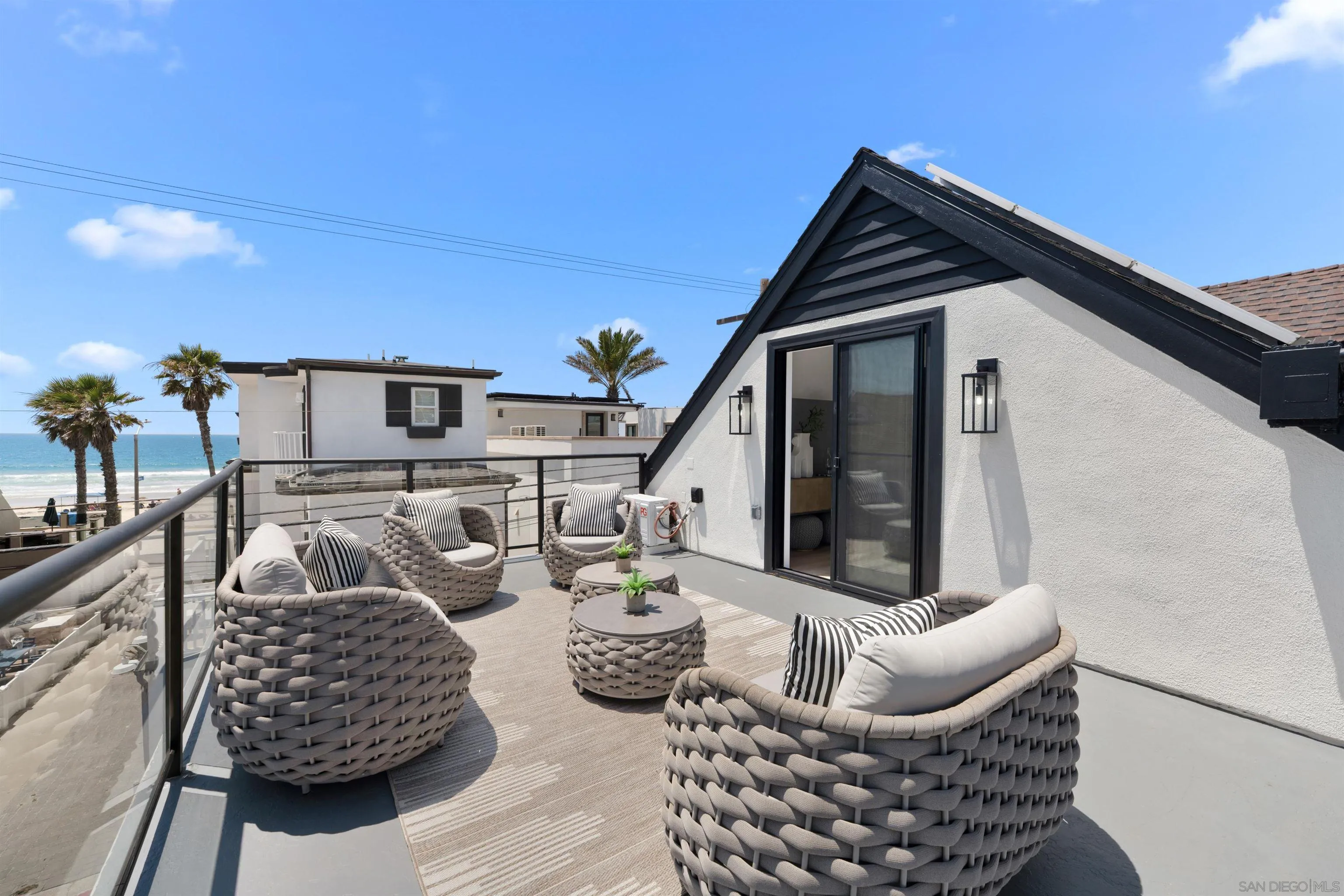 3721 Strandway