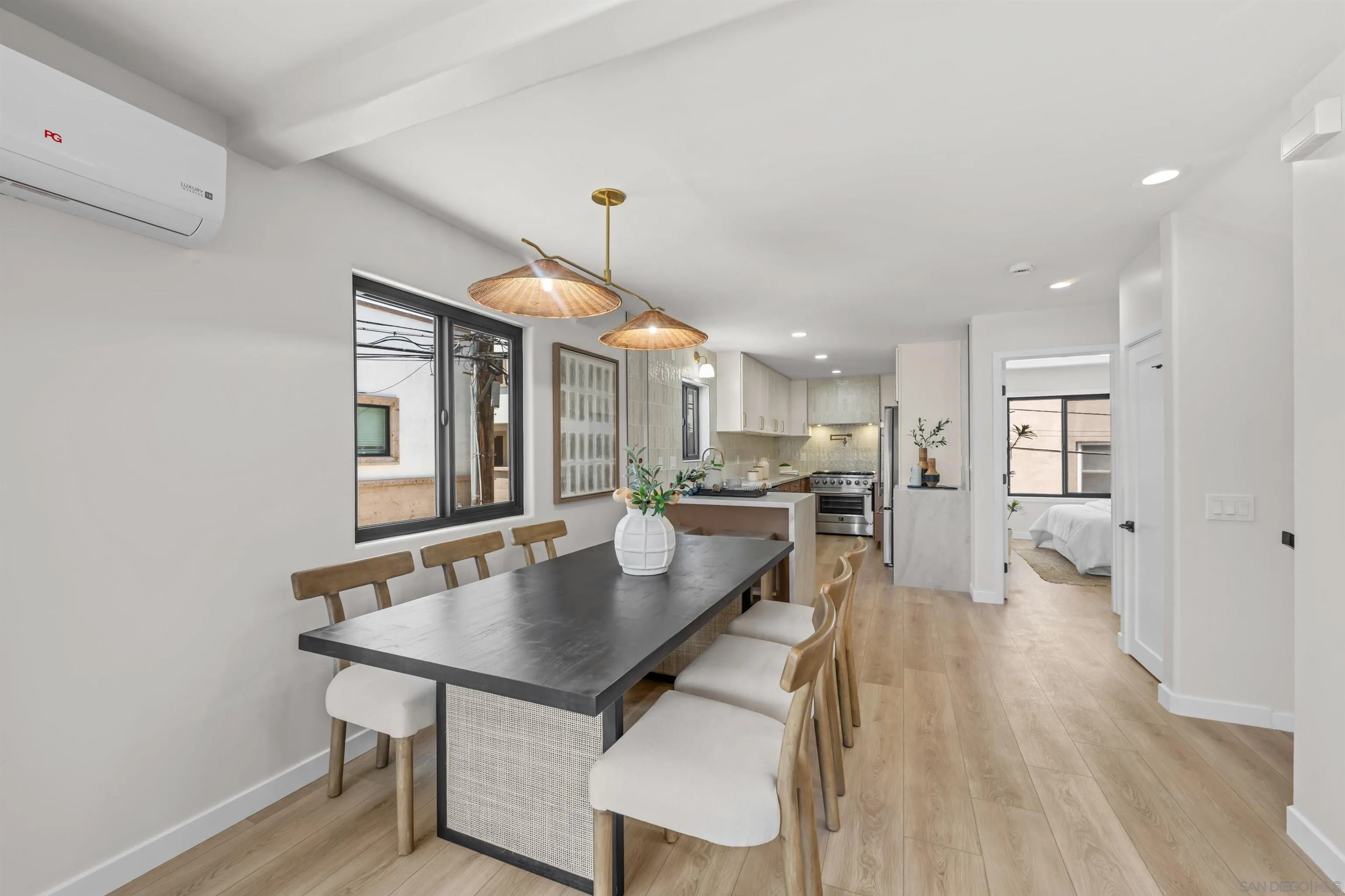 3721 Strandway