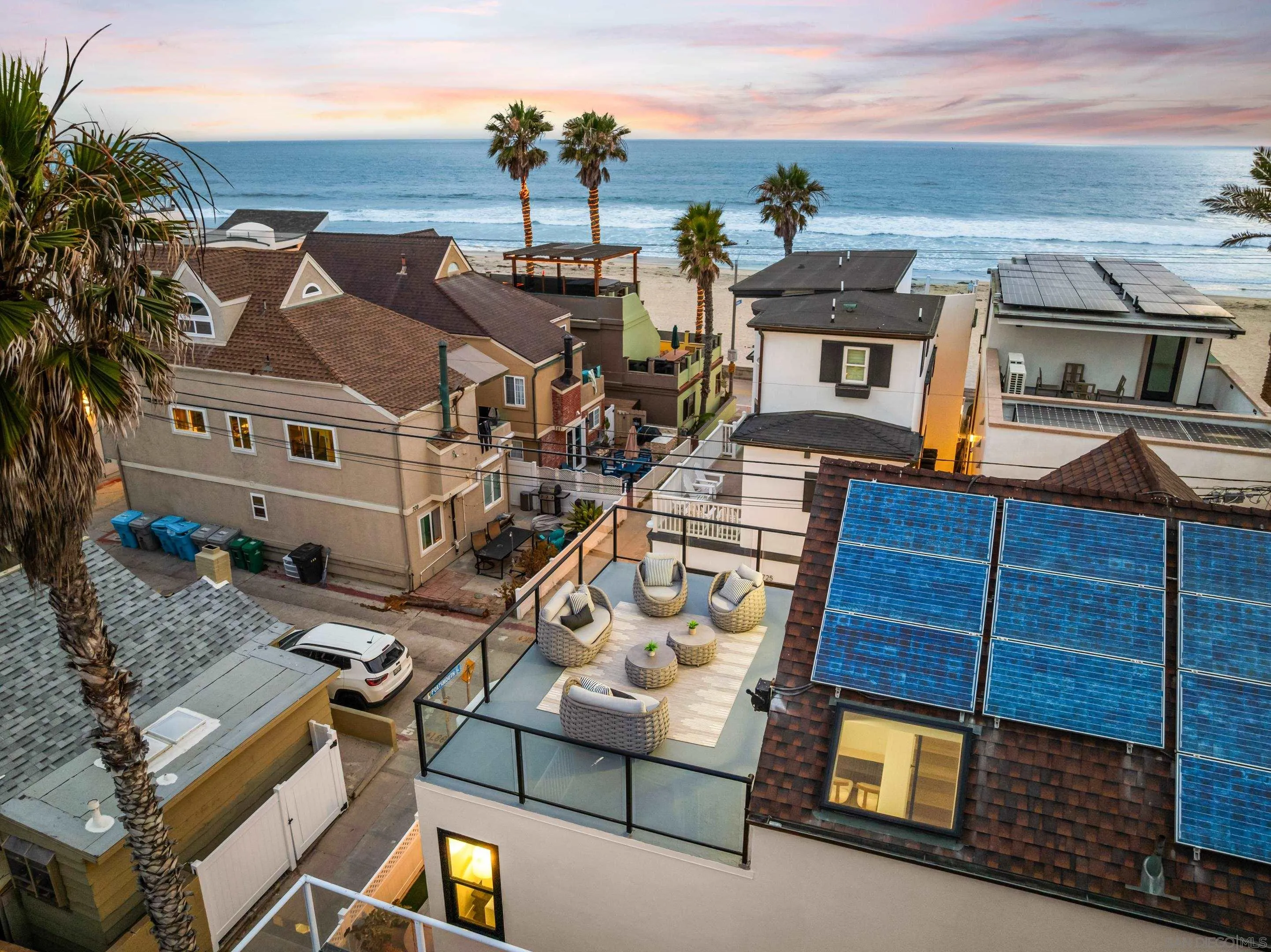 3721 Strandway