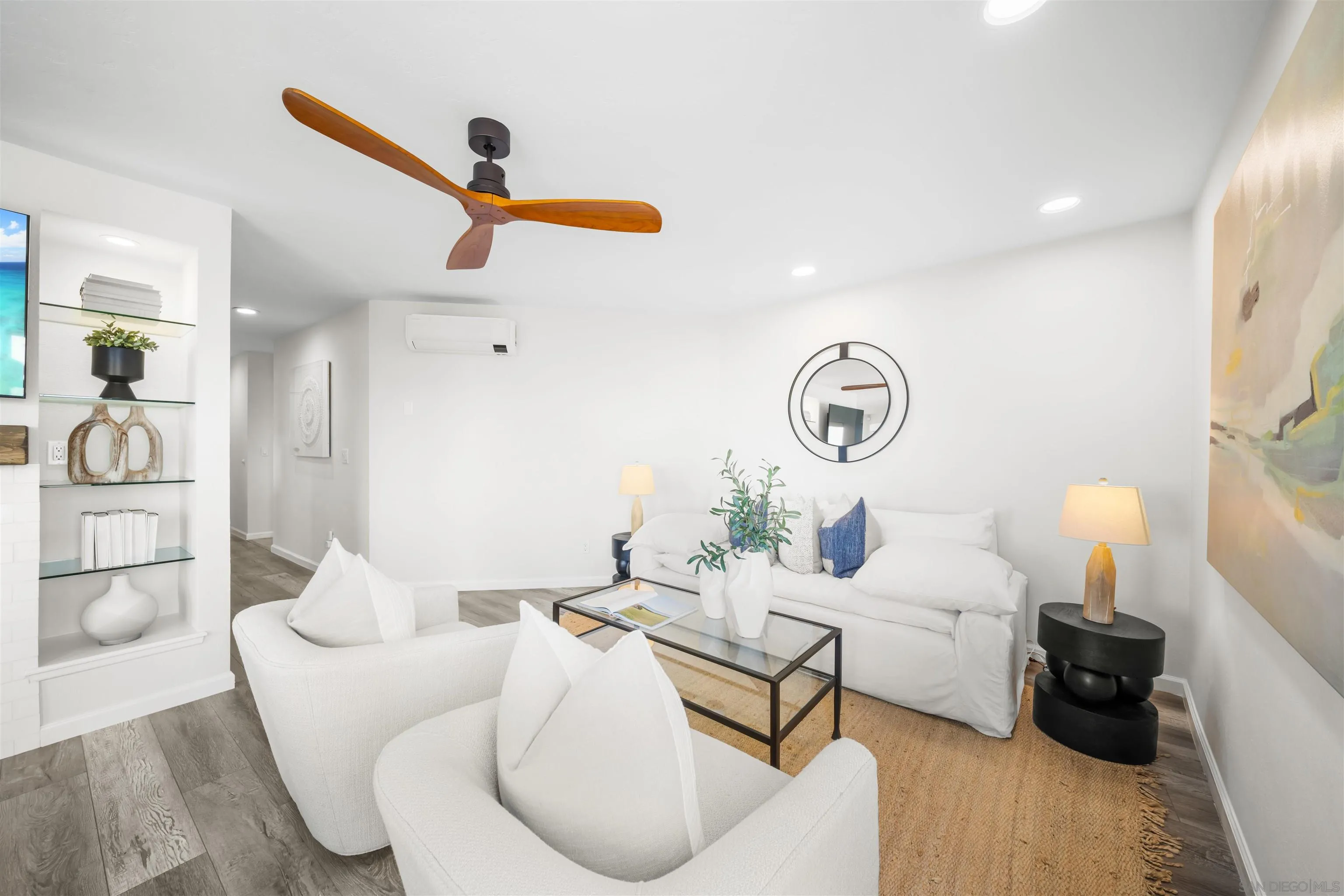 3955 Honeycutt St Unit 202