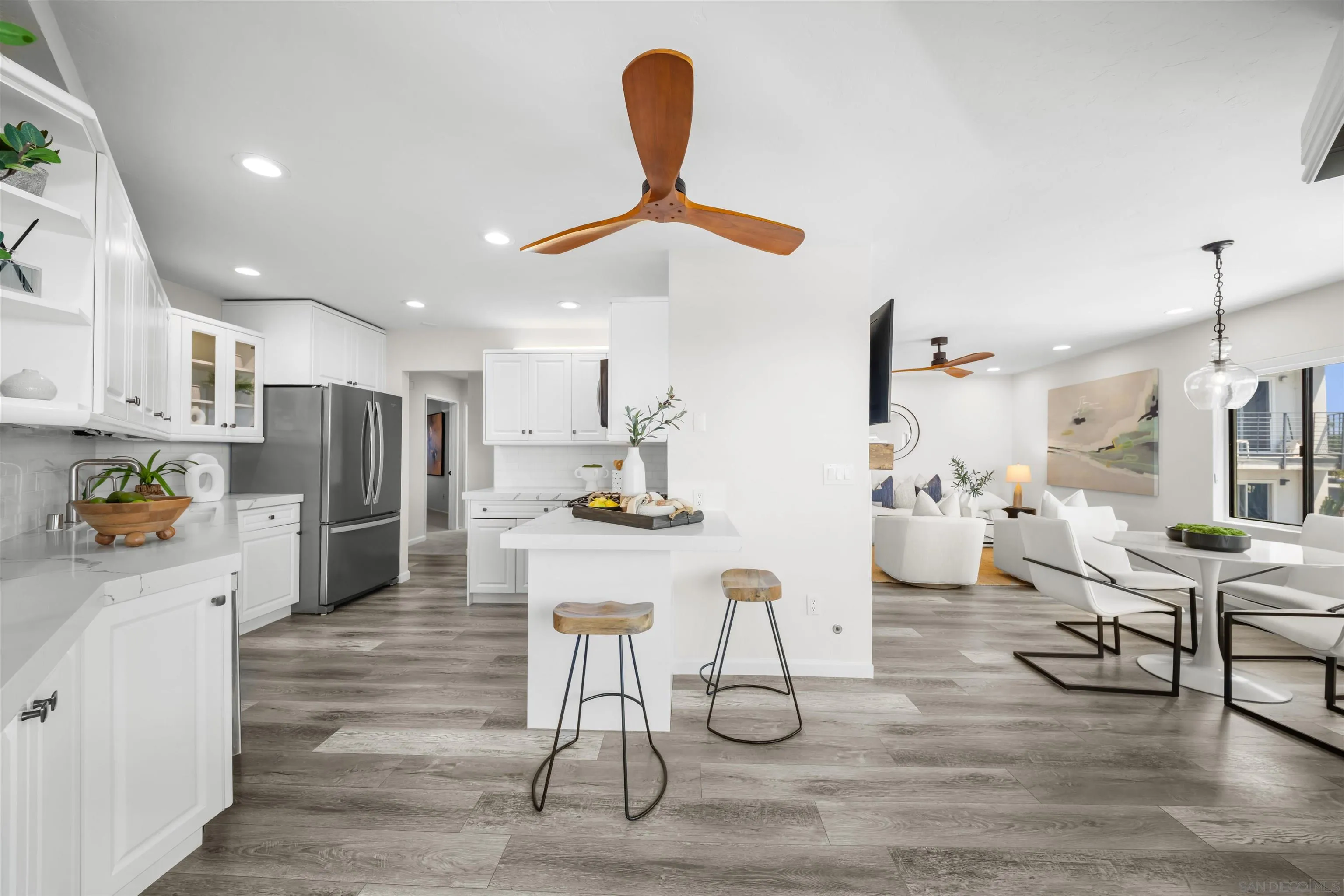3955 Honeycutt St Unit 202