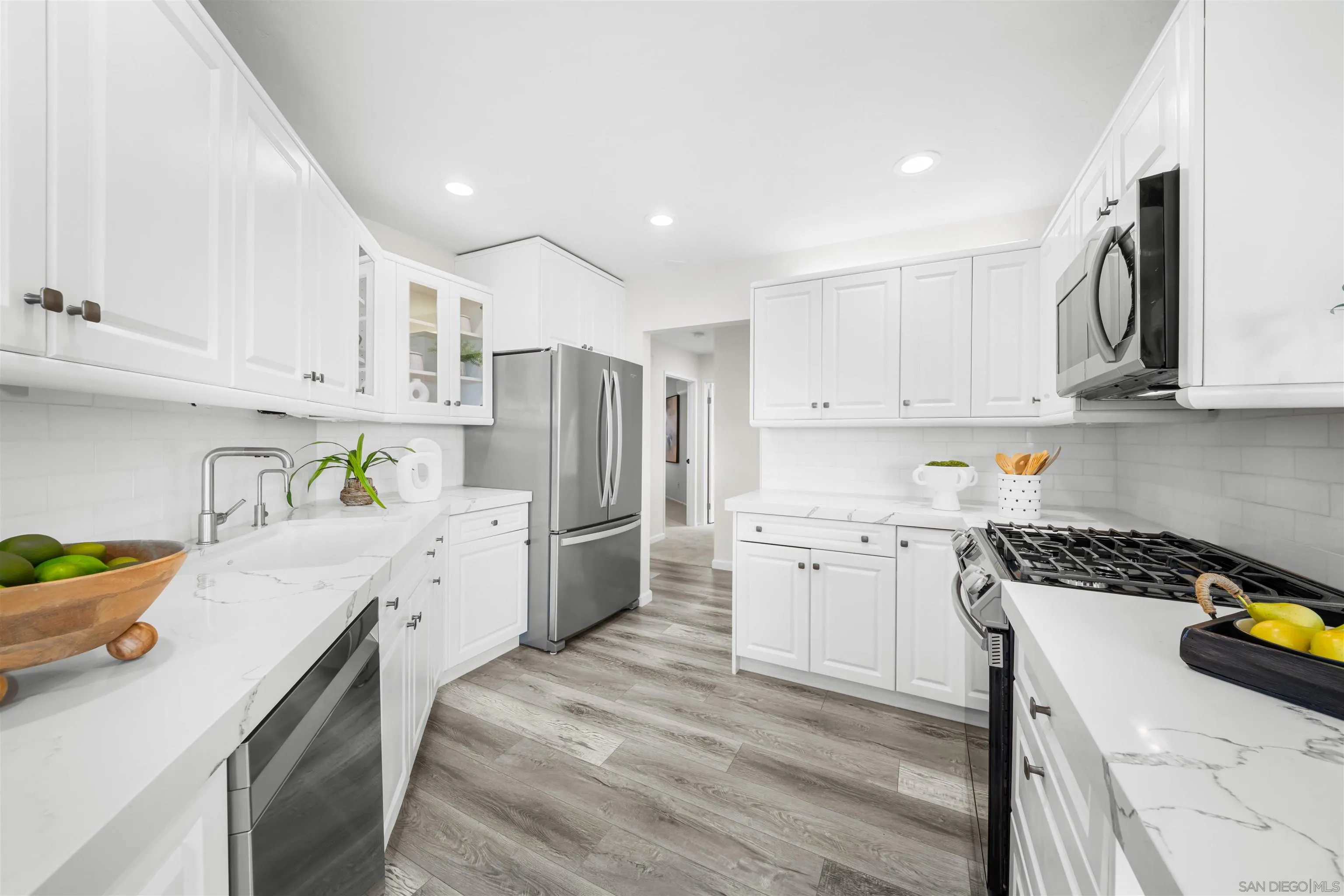 3955 Honeycutt St Unit 202