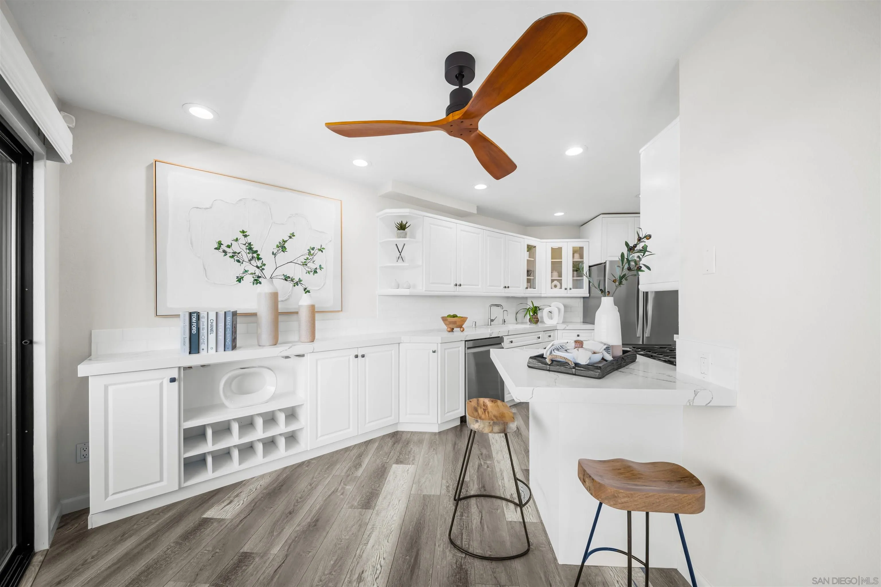 3955 Honeycutt St Unit 202