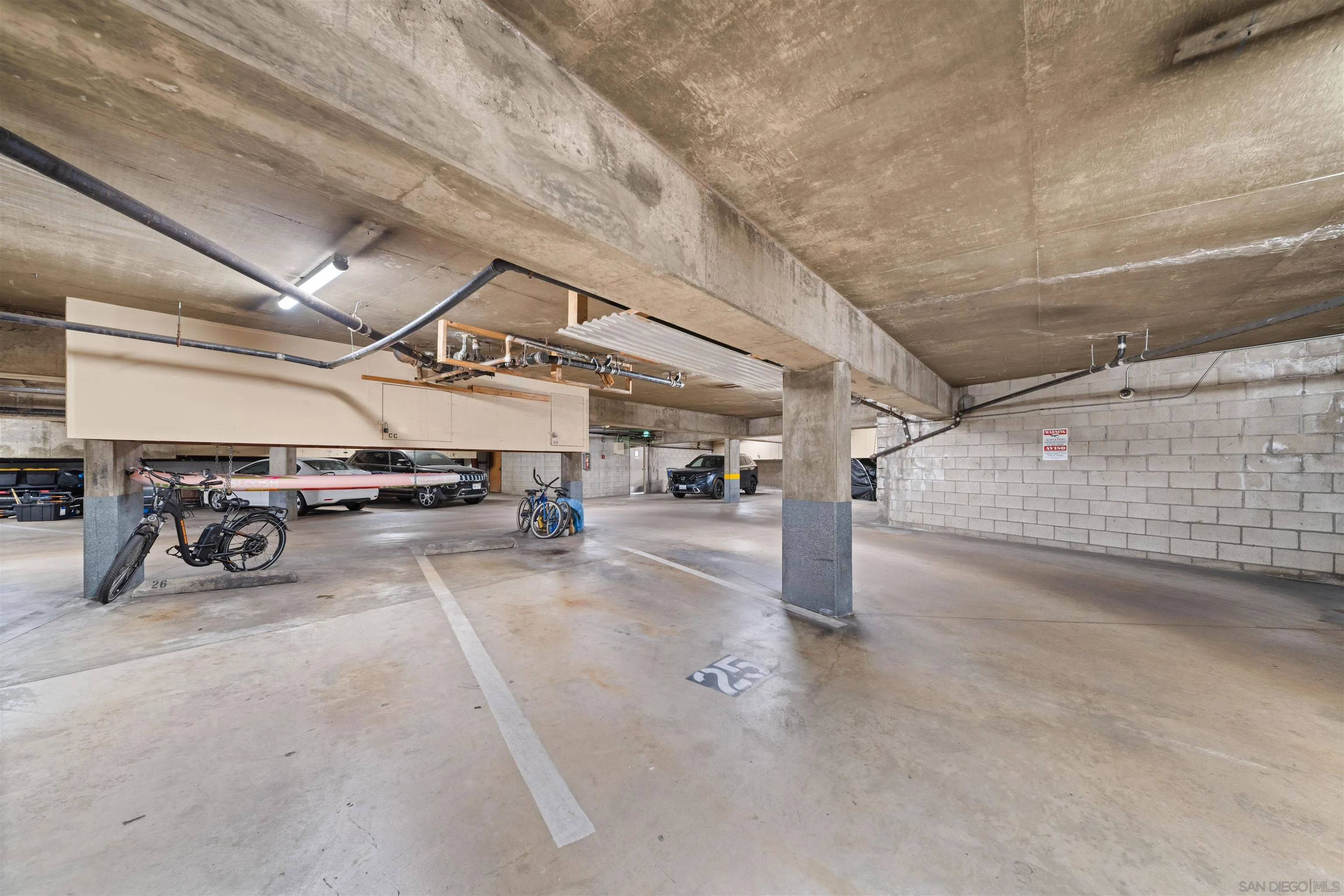 1235 Parker Pl Unit 2f