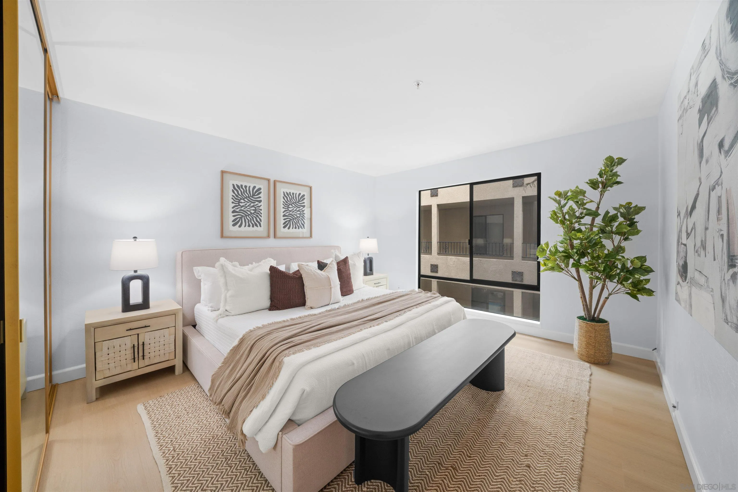 1235 Parker Pl Unit 2f