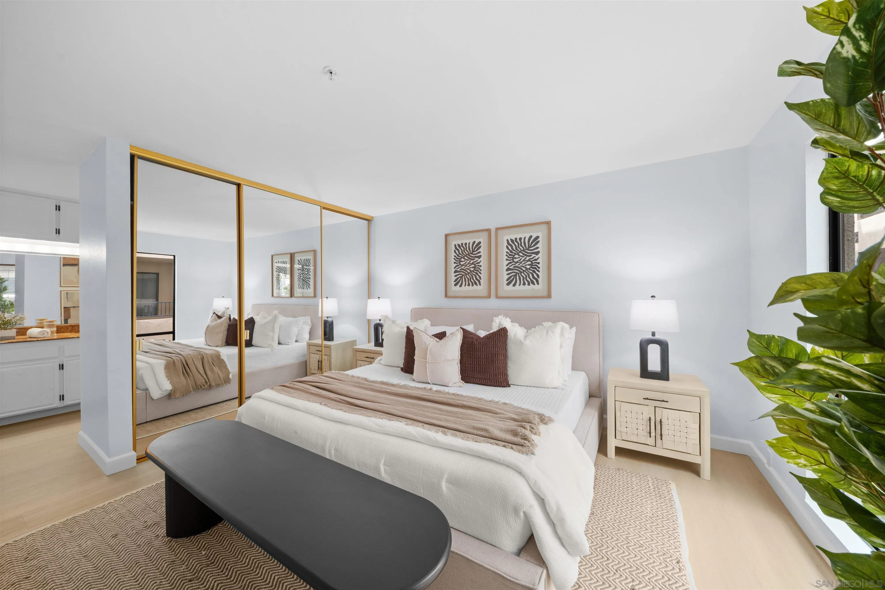 1235 Parker Pl Unit 2f